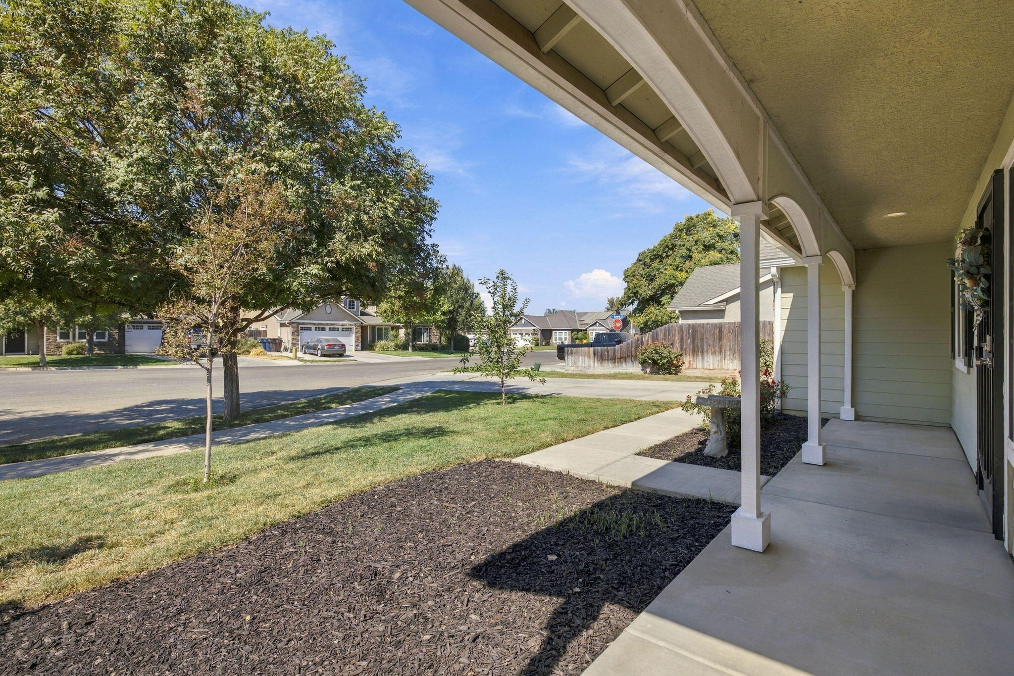 3068 S Foster Ct, Tulare, CA 93274