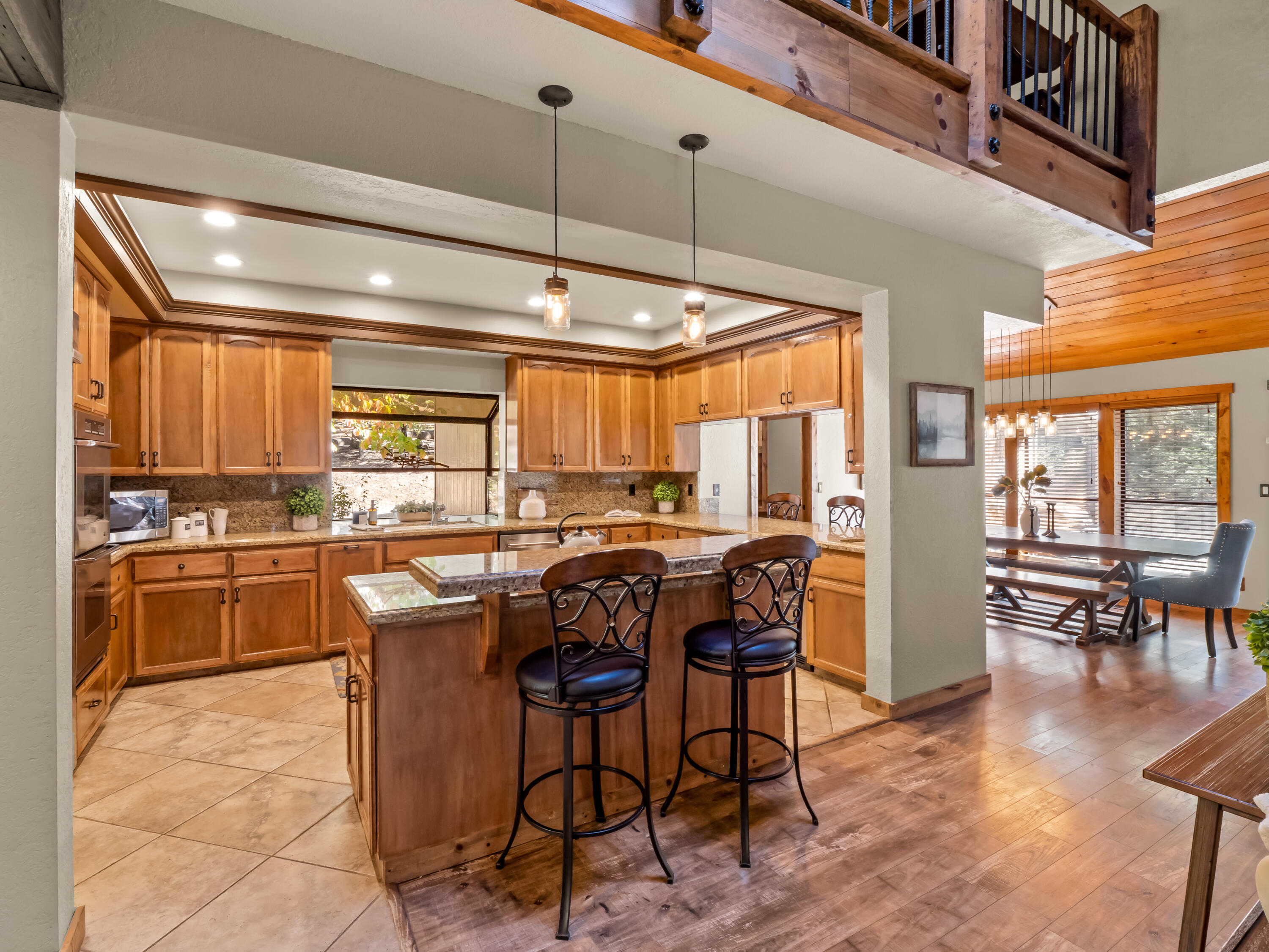 39411 Pond Ln, Shaver Lake, CA 93664