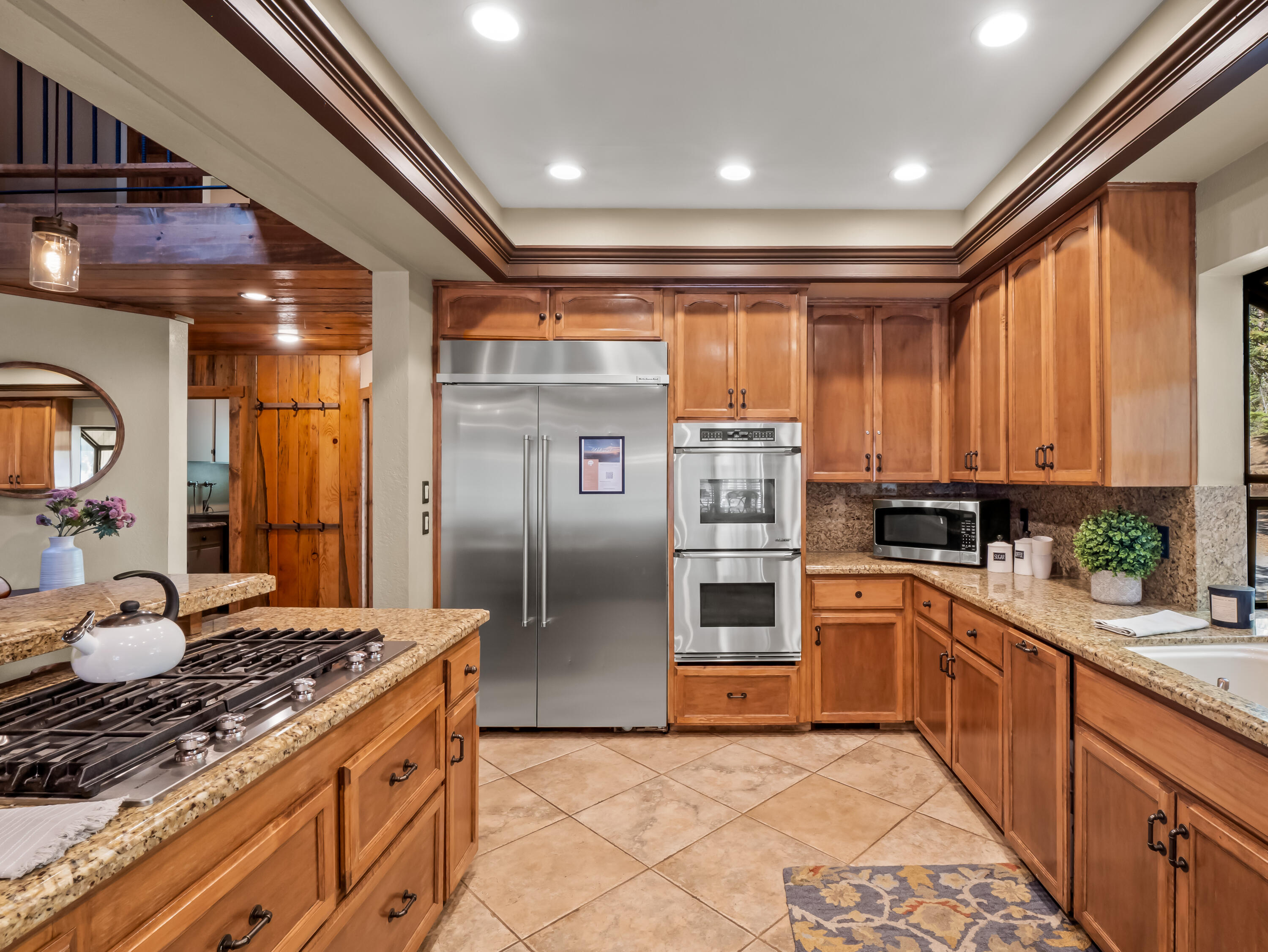 39411 Pond Ln, Shaver Lake, CA 93664