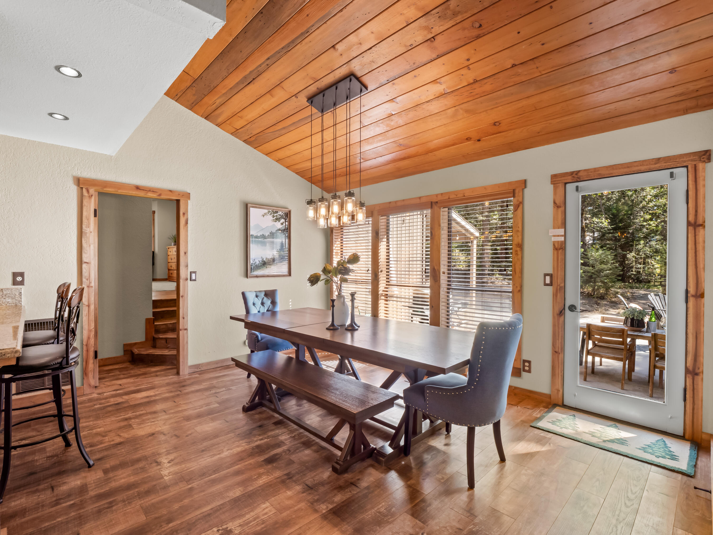 39411 Pond Ln, Shaver Lake, CA 93664