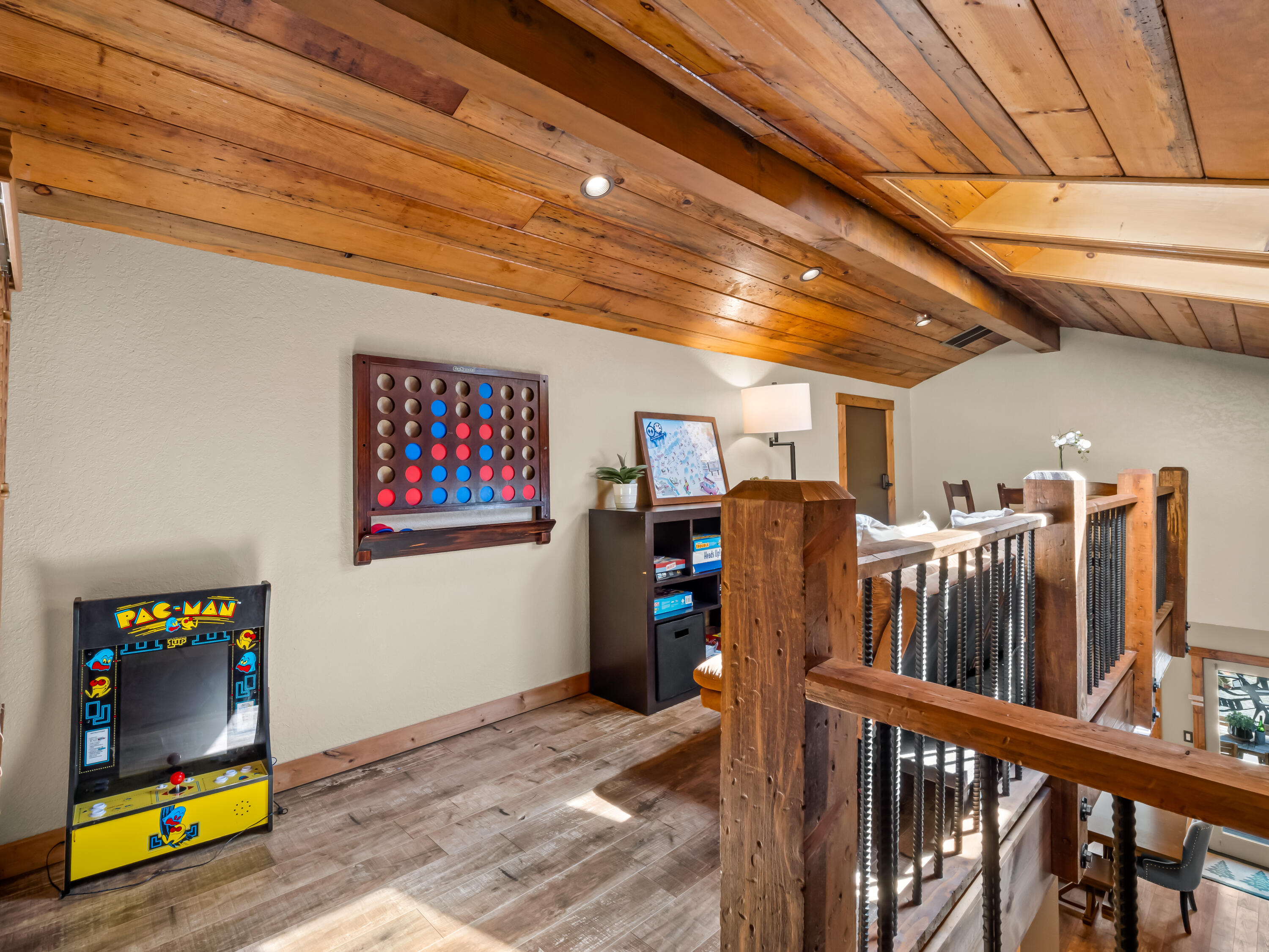 39411 Pond Ln, Shaver Lake, CA 93664