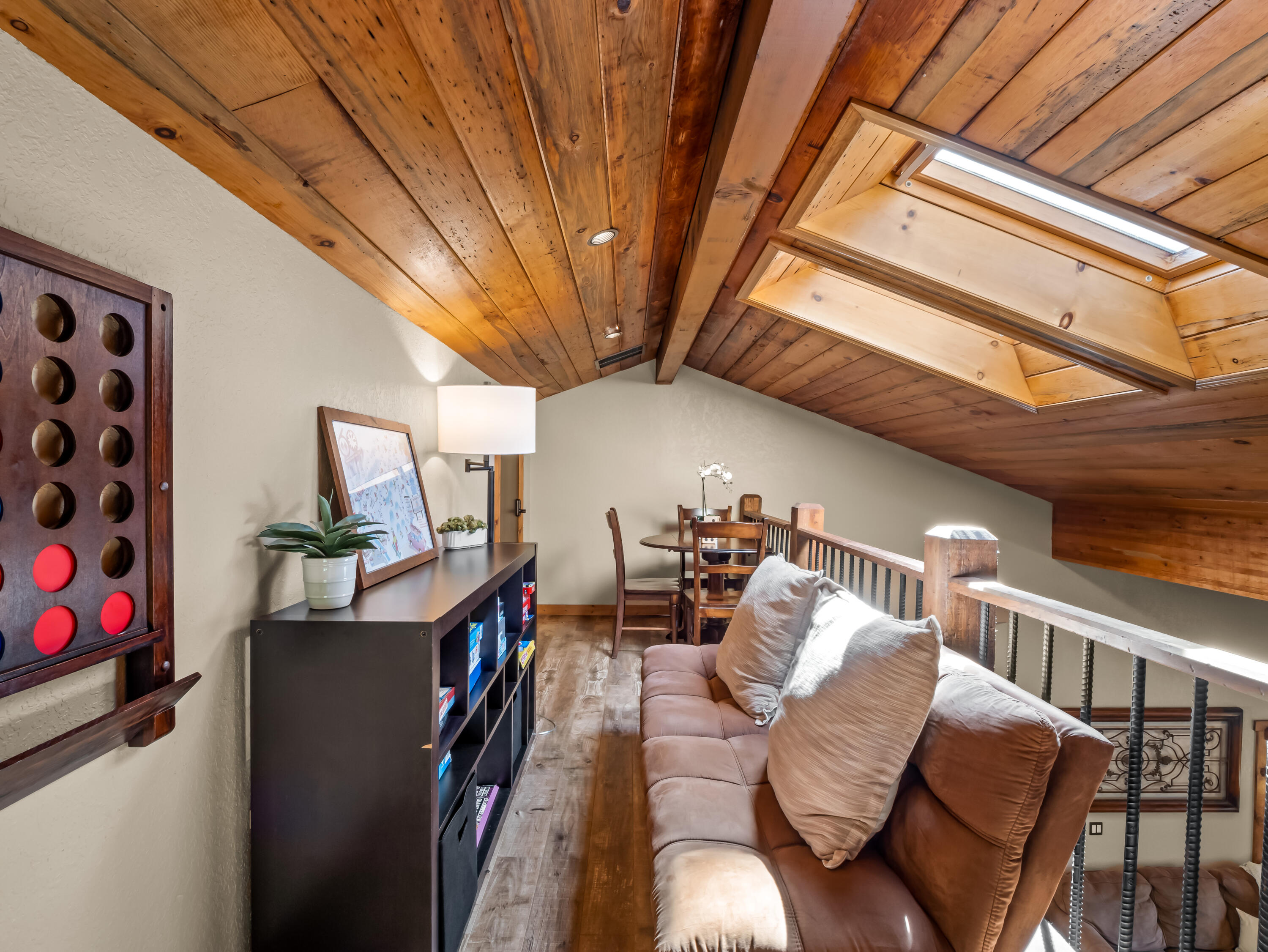 39411 Pond Ln, Shaver Lake, CA 93664