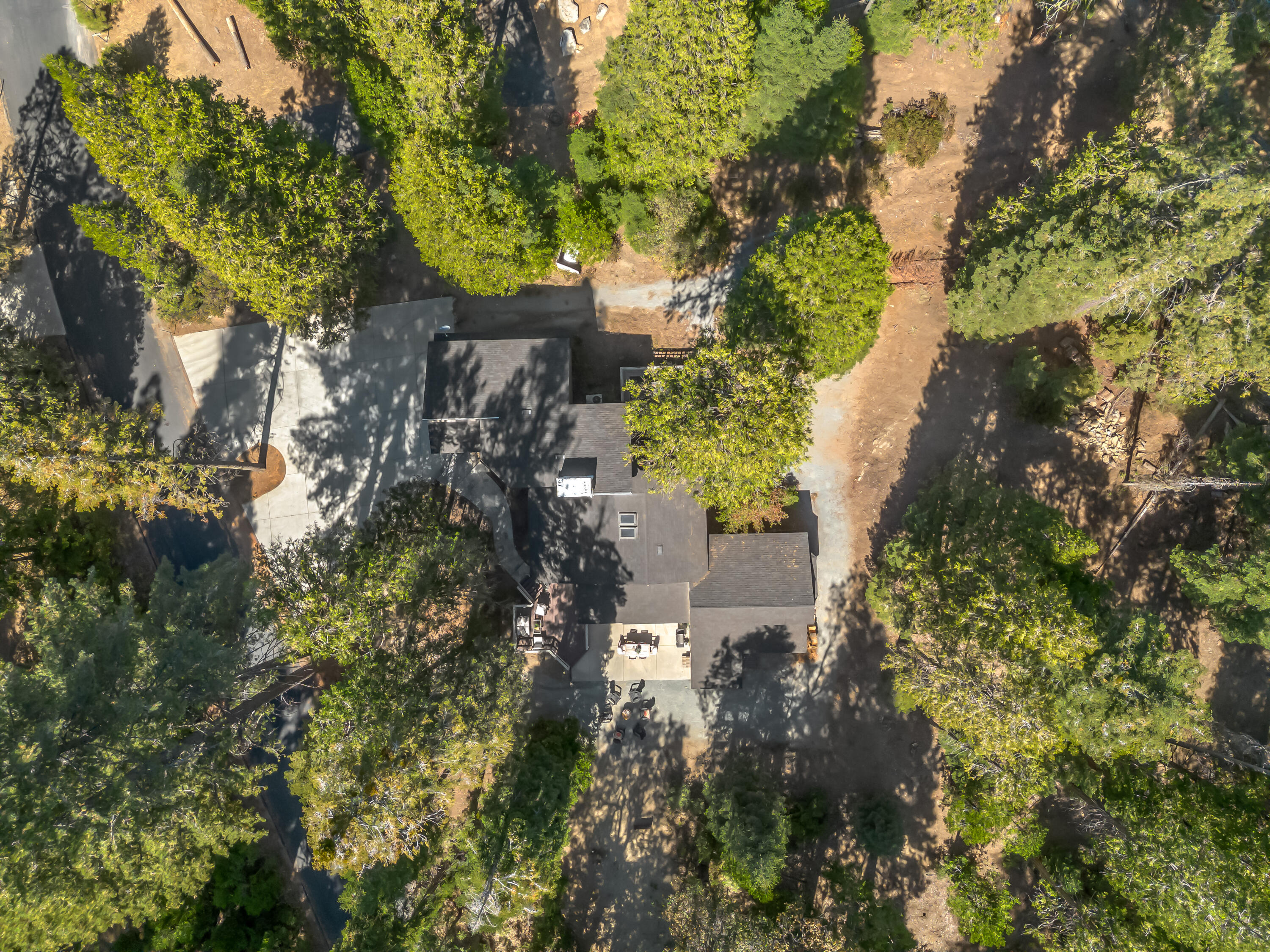 39411 Pond Ln, Shaver Lake, CA 93664