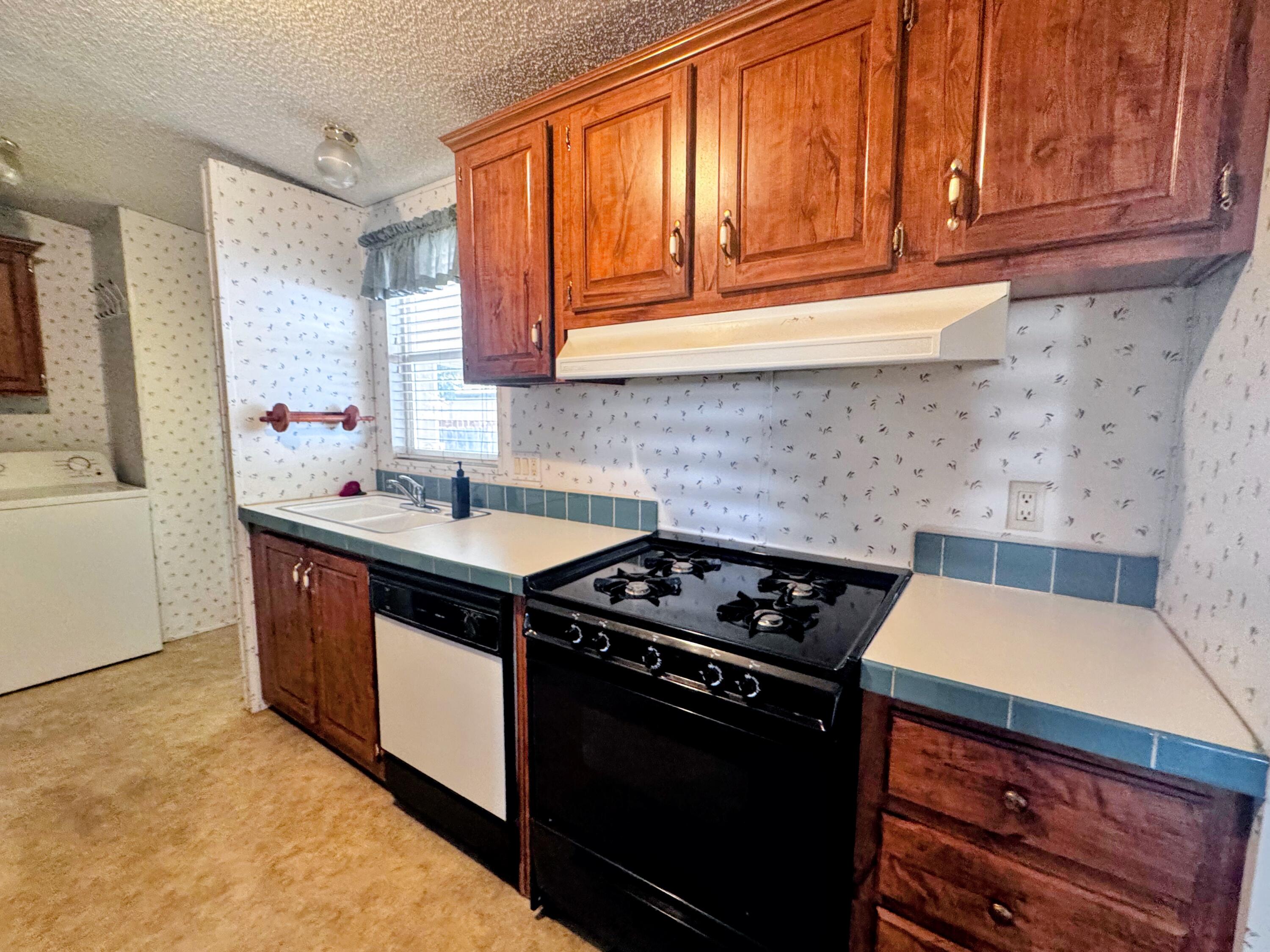 100 S Westwood St ###90, Porterville, CA 93257