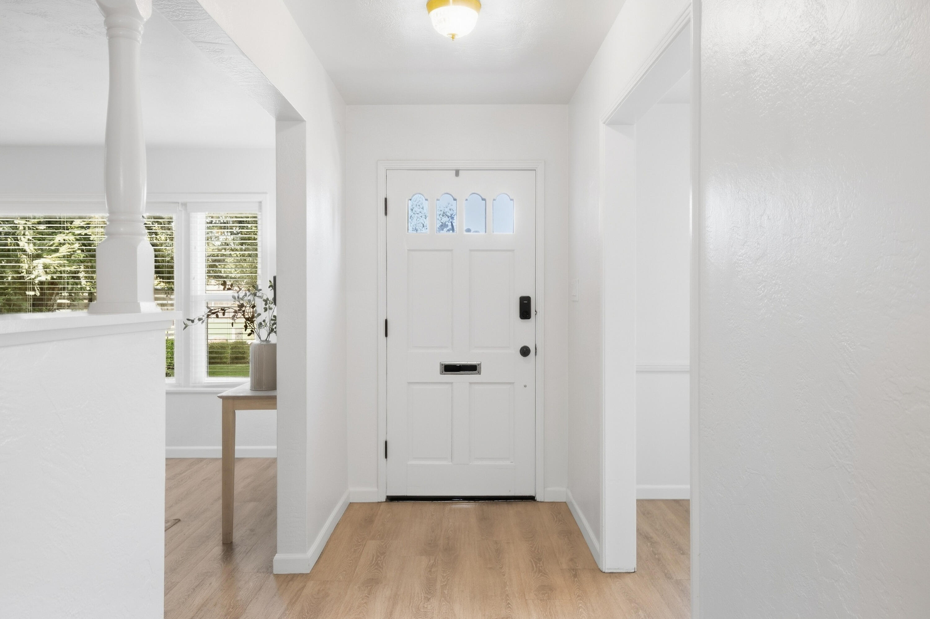 1143 W Howard Ave, Visalia, CA 93277