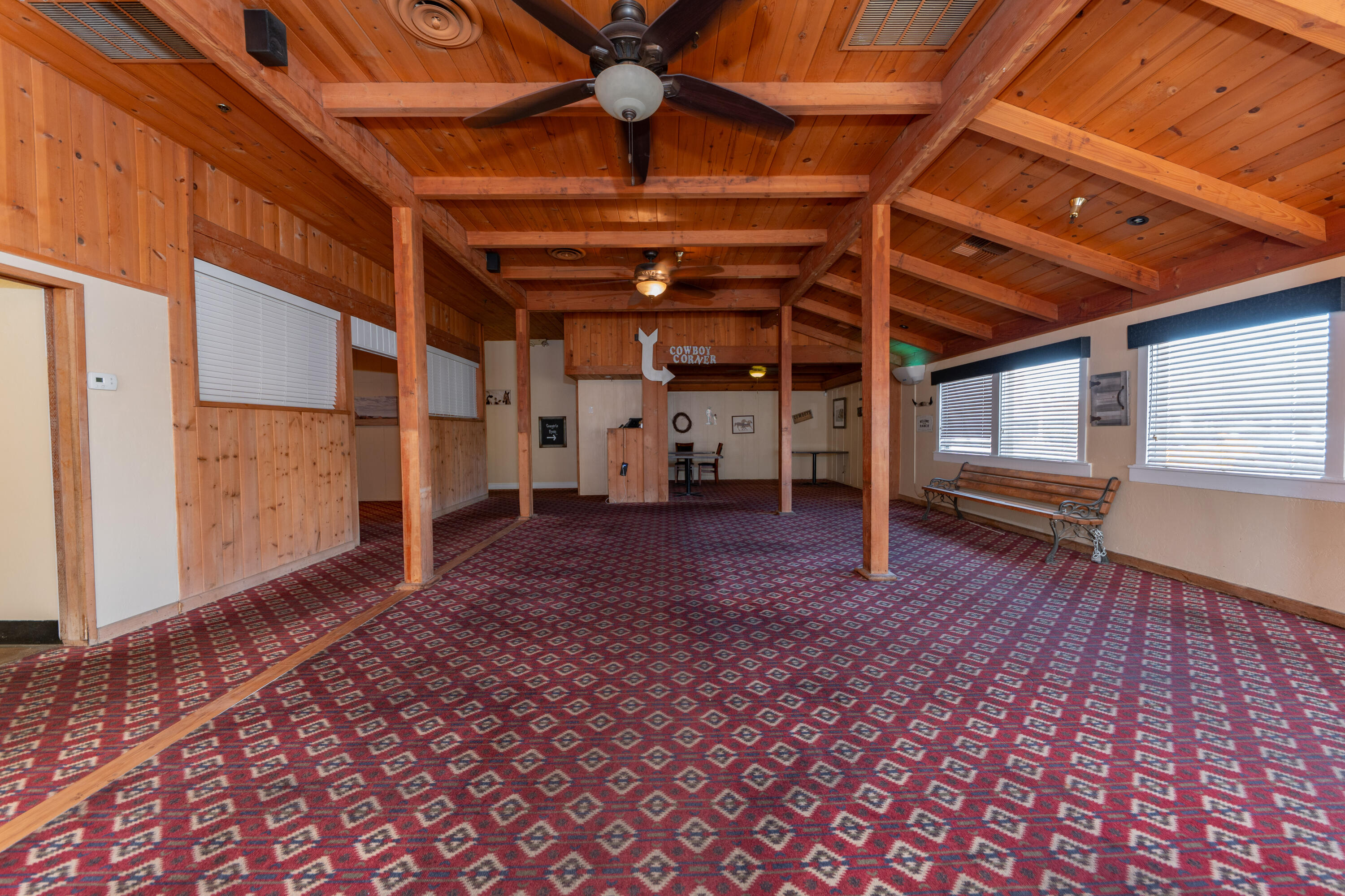 615 N Main St, Porterville, CA 93257