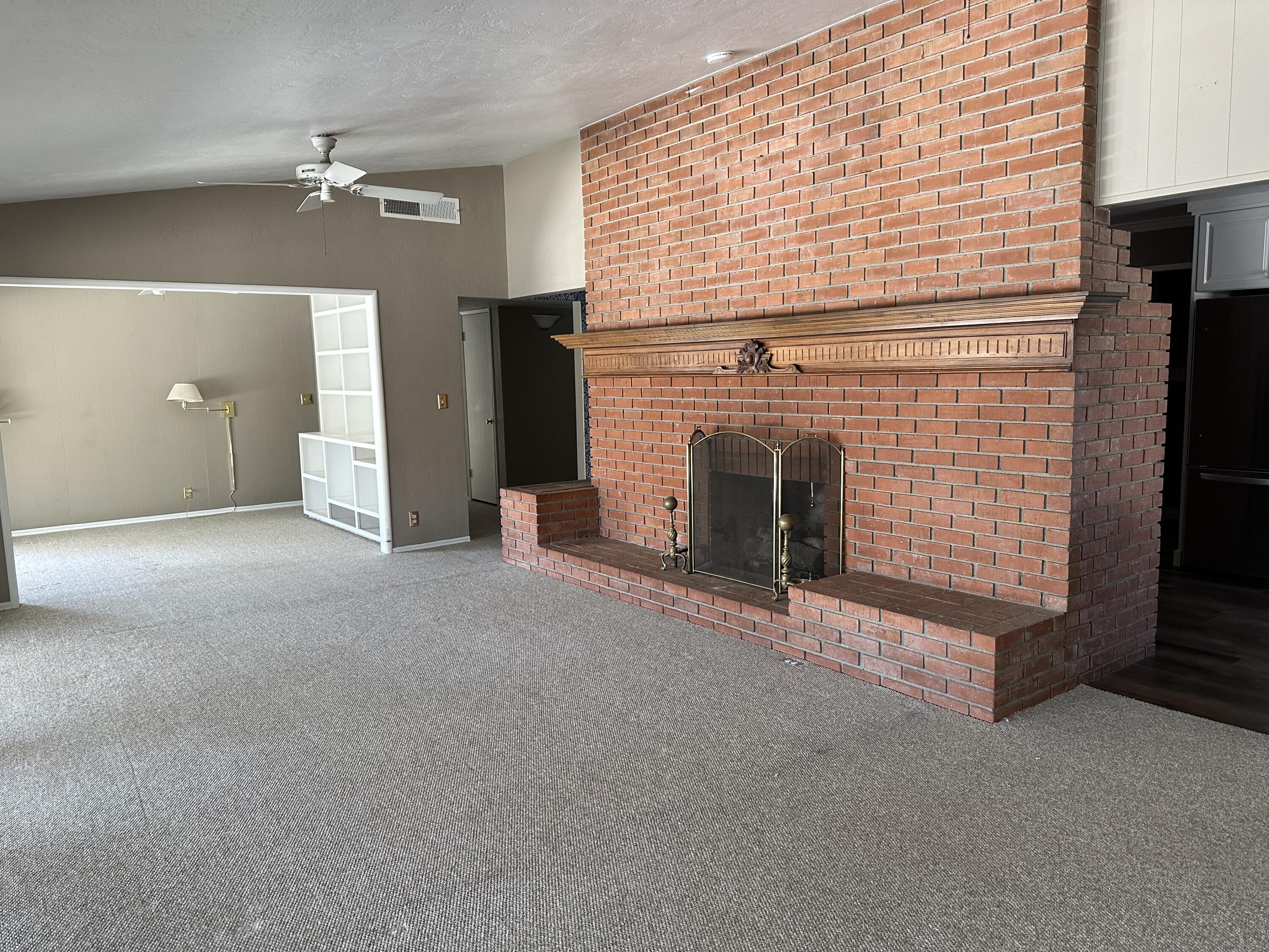 336 Lindale St #1, Porterville, CA 93257