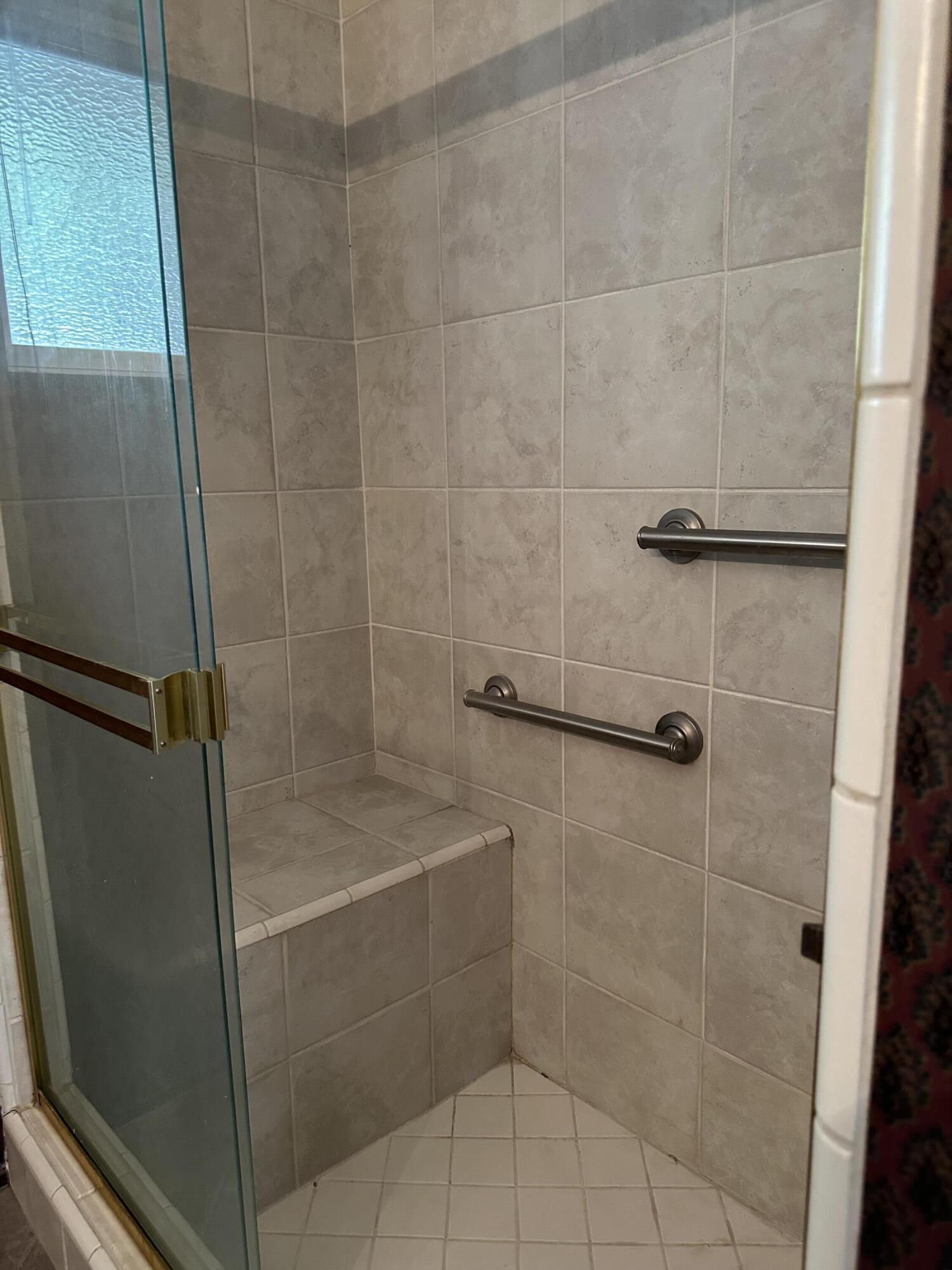 336 Lindale St #1, Porterville, CA 93257