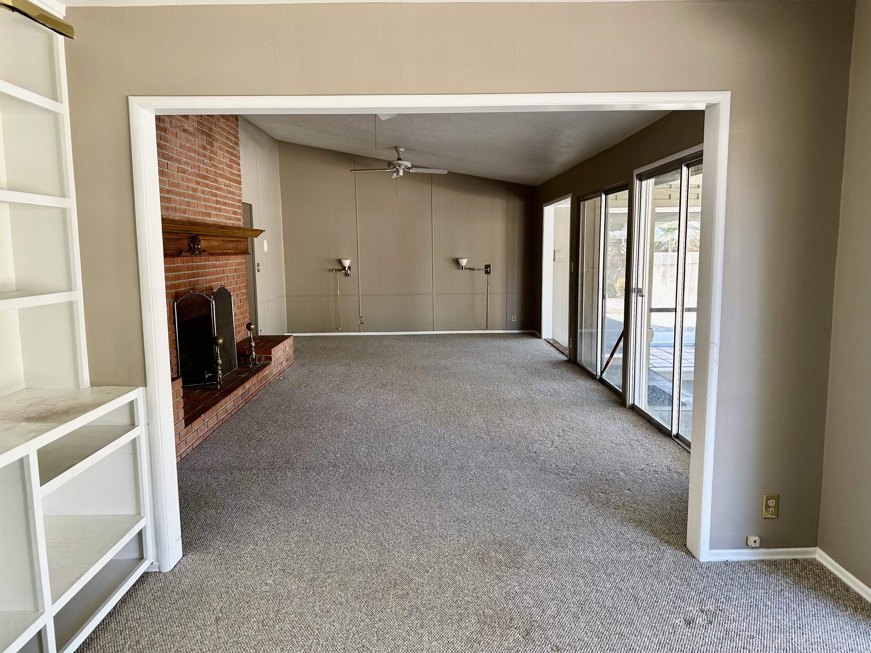 336 Lindale St #1, Porterville, CA 93257