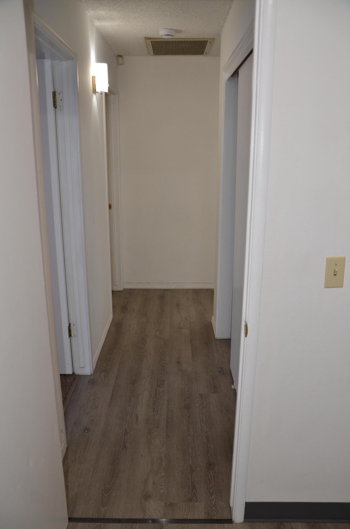 1700 W La Vida Ave, Visalia, CA 93277
