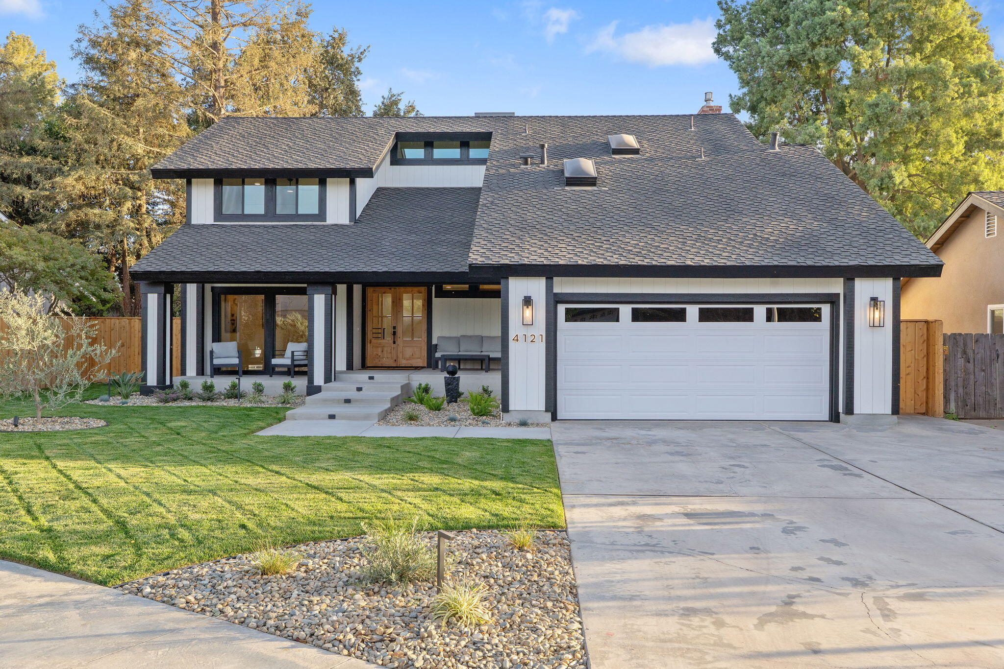 4121 W Grove Ct, Visalia, CA 93291