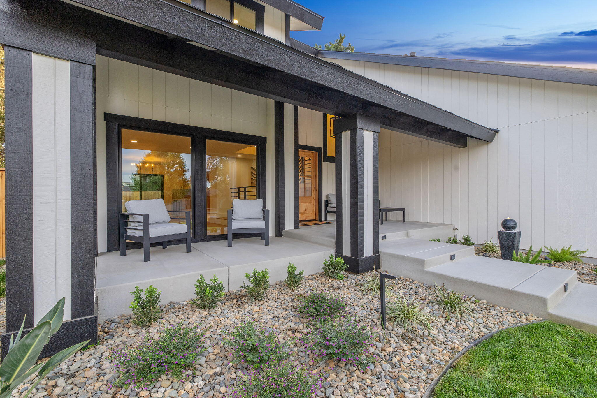 4121 W Grove Ct, Visalia, CA 93291