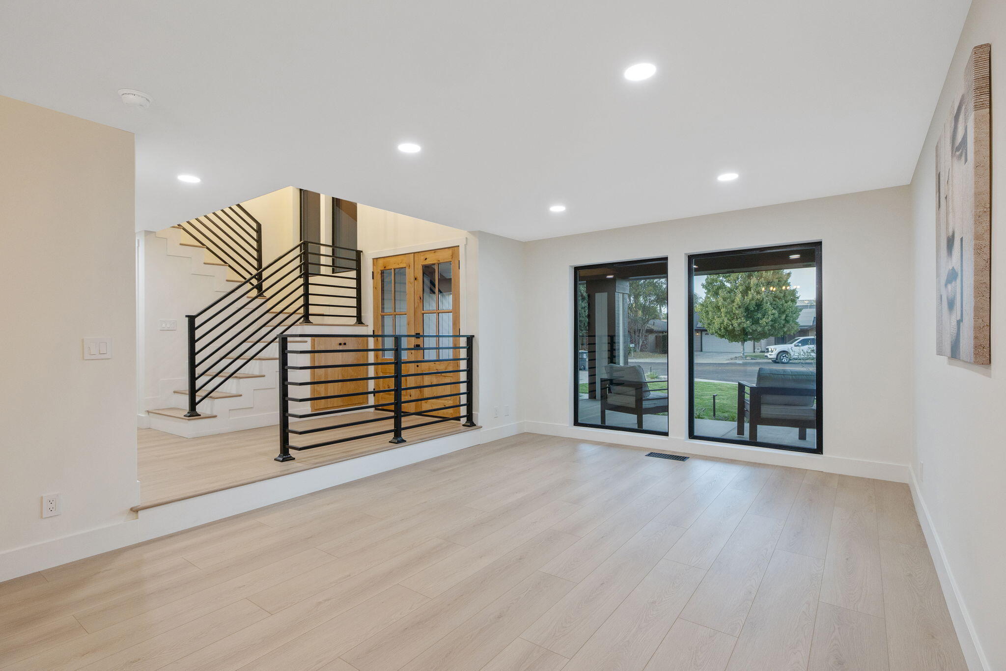 4121 W Grove Ct, Visalia, CA 93291