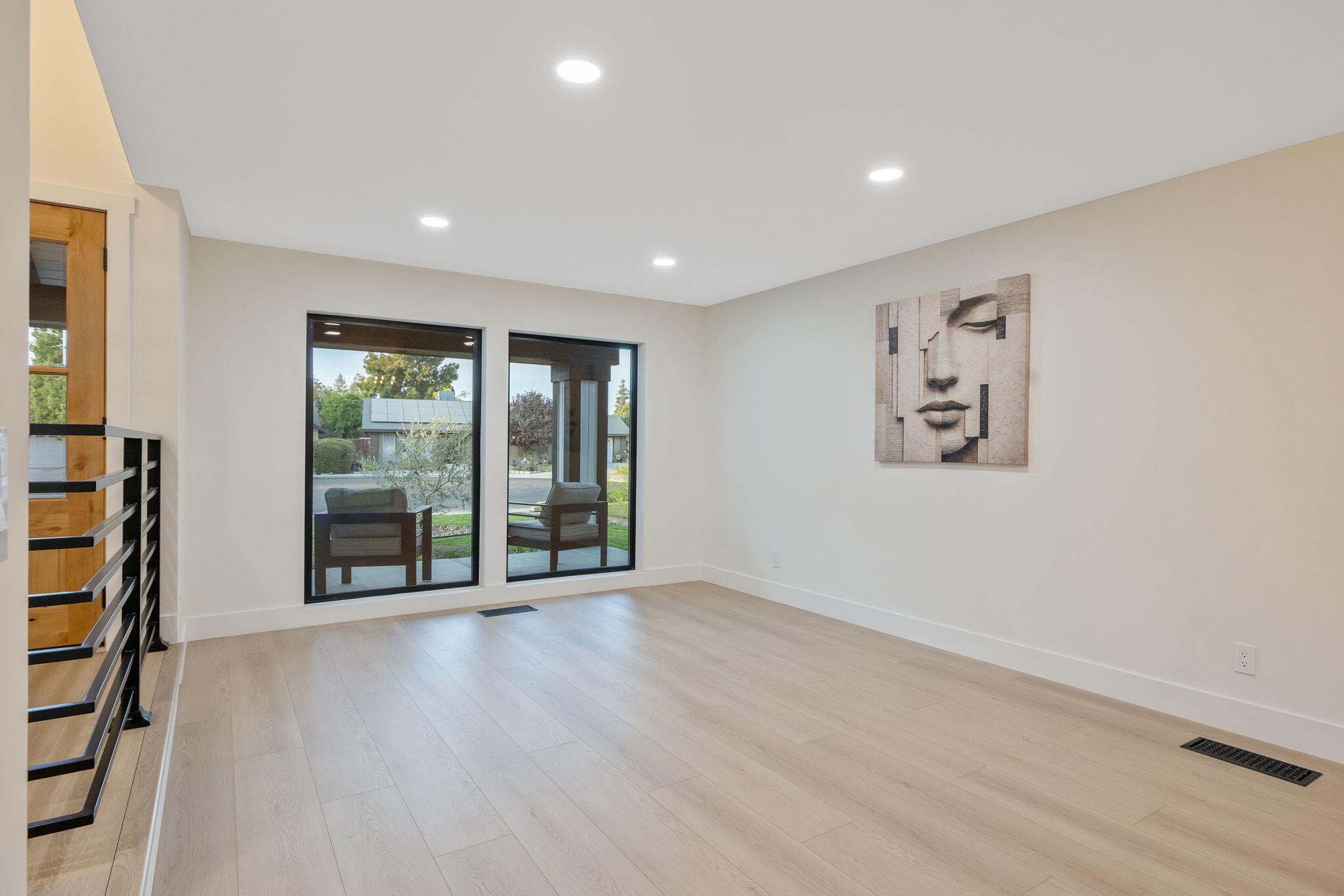 4121 W Grove Ct, Visalia, CA 93291