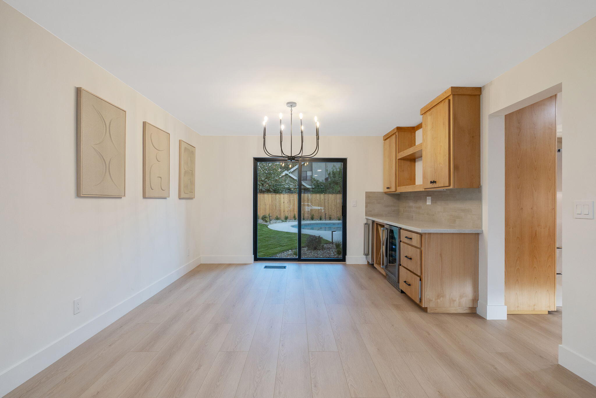 4121 W Grove Ct, Visalia, CA 93291