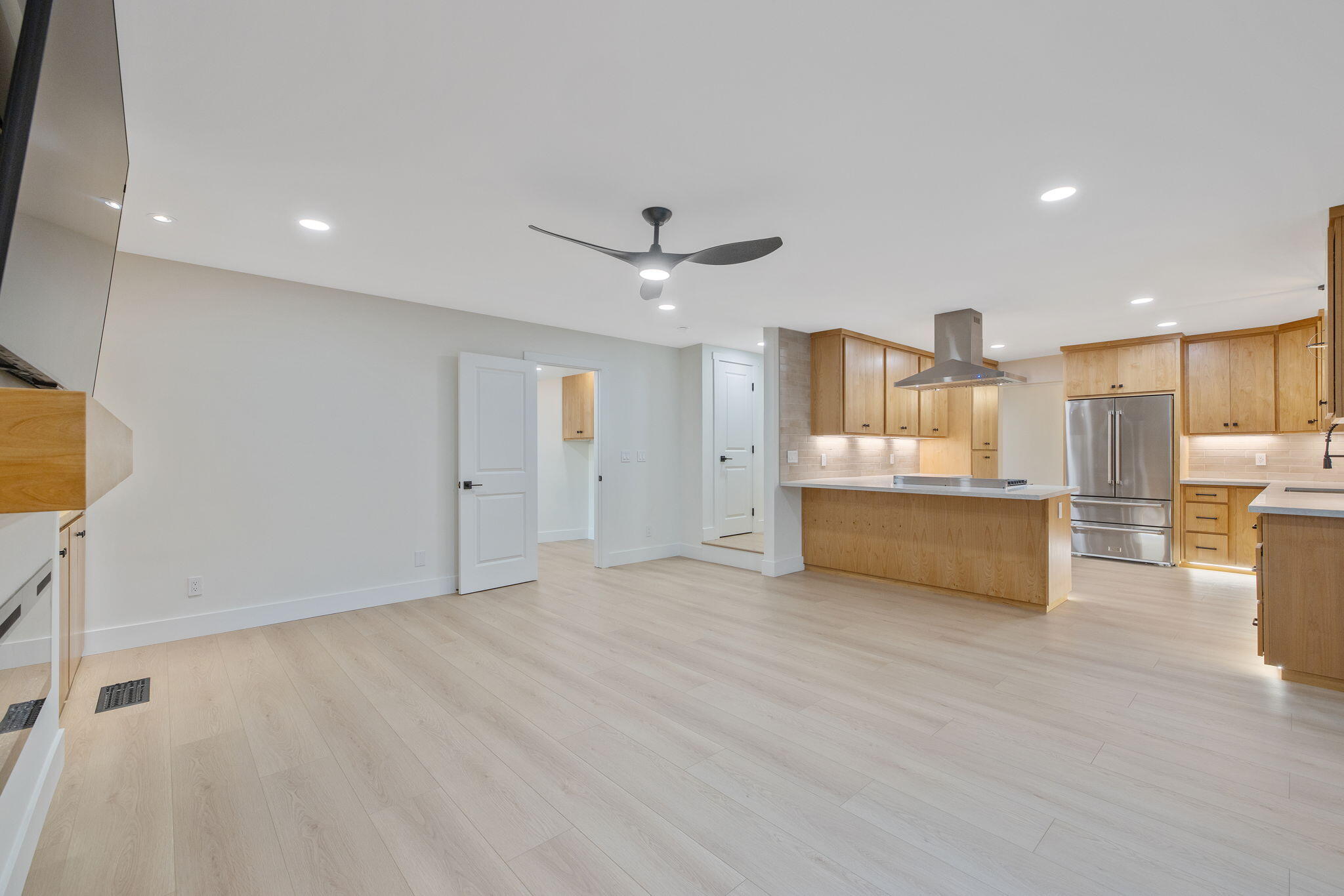 4121 W Grove Ct, Visalia, CA 93291