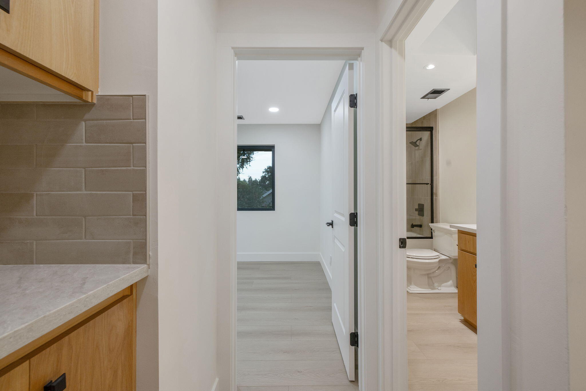 4121 W Grove Ct, Visalia, CA 93291
