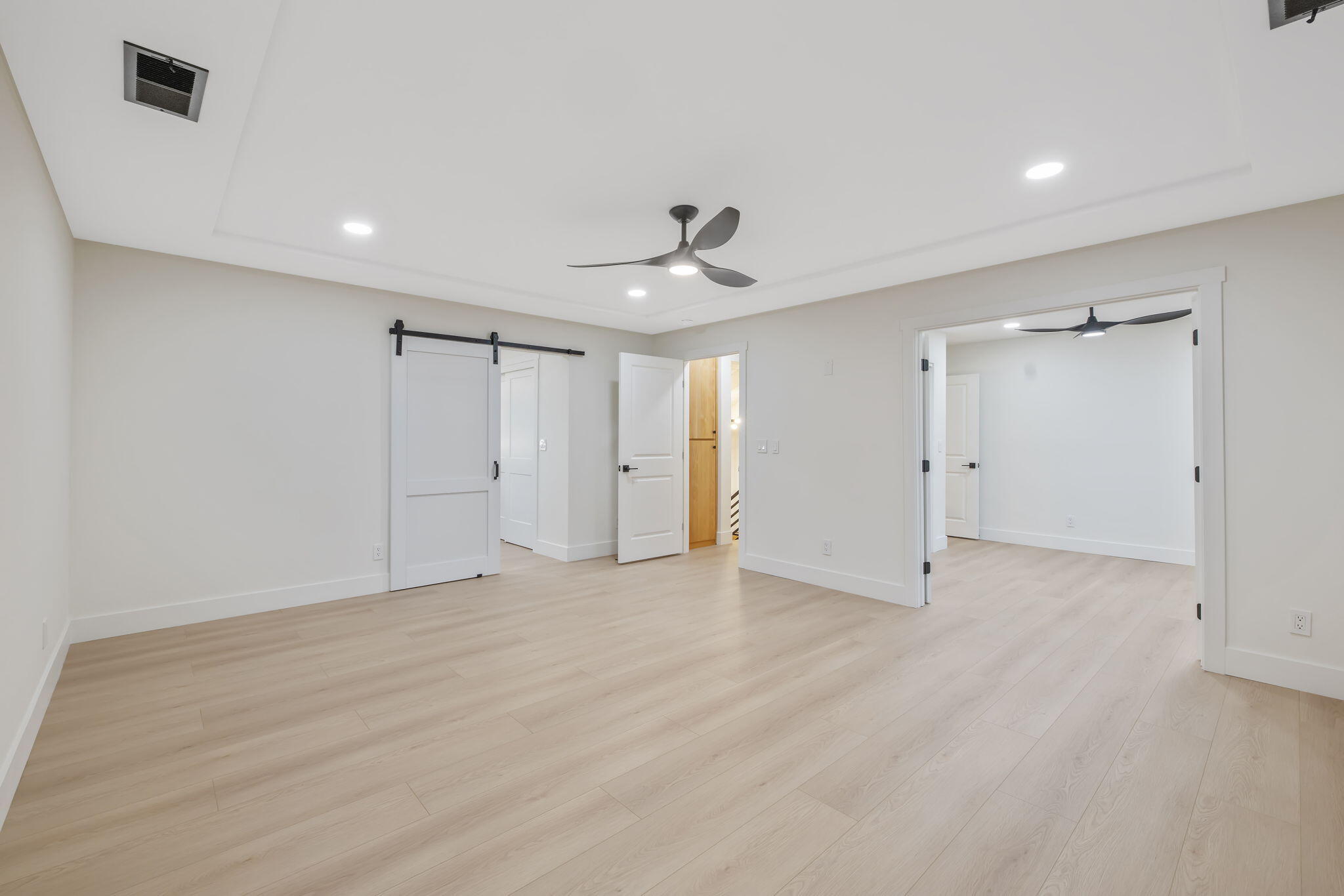 4121 W Grove Ct, Visalia, CA 93291