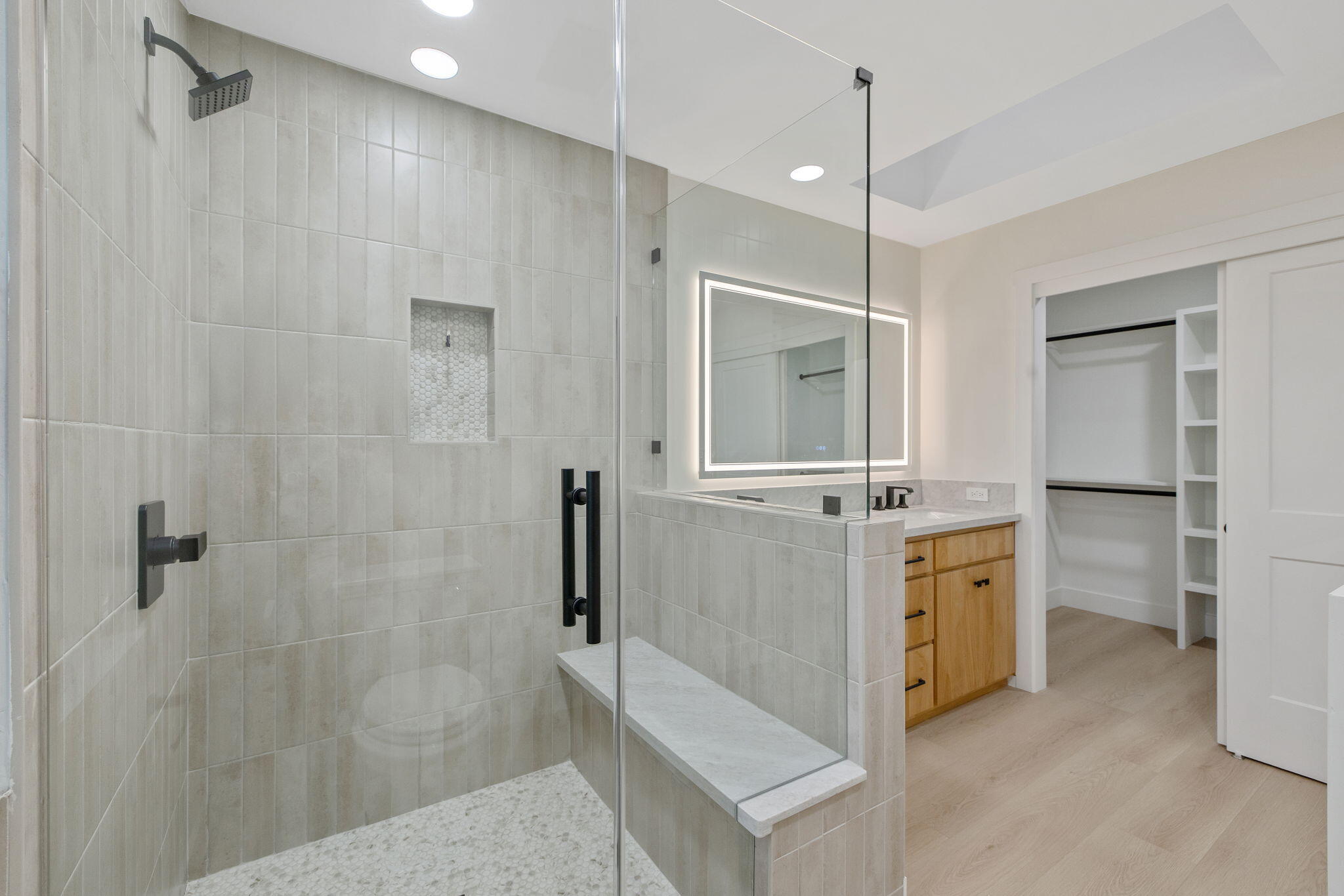 4121 W Grove Ct, Visalia, CA 93291