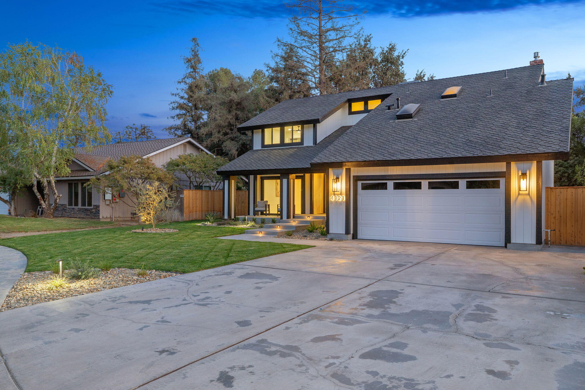 4121 W Grove Ct, Visalia, CA 93291