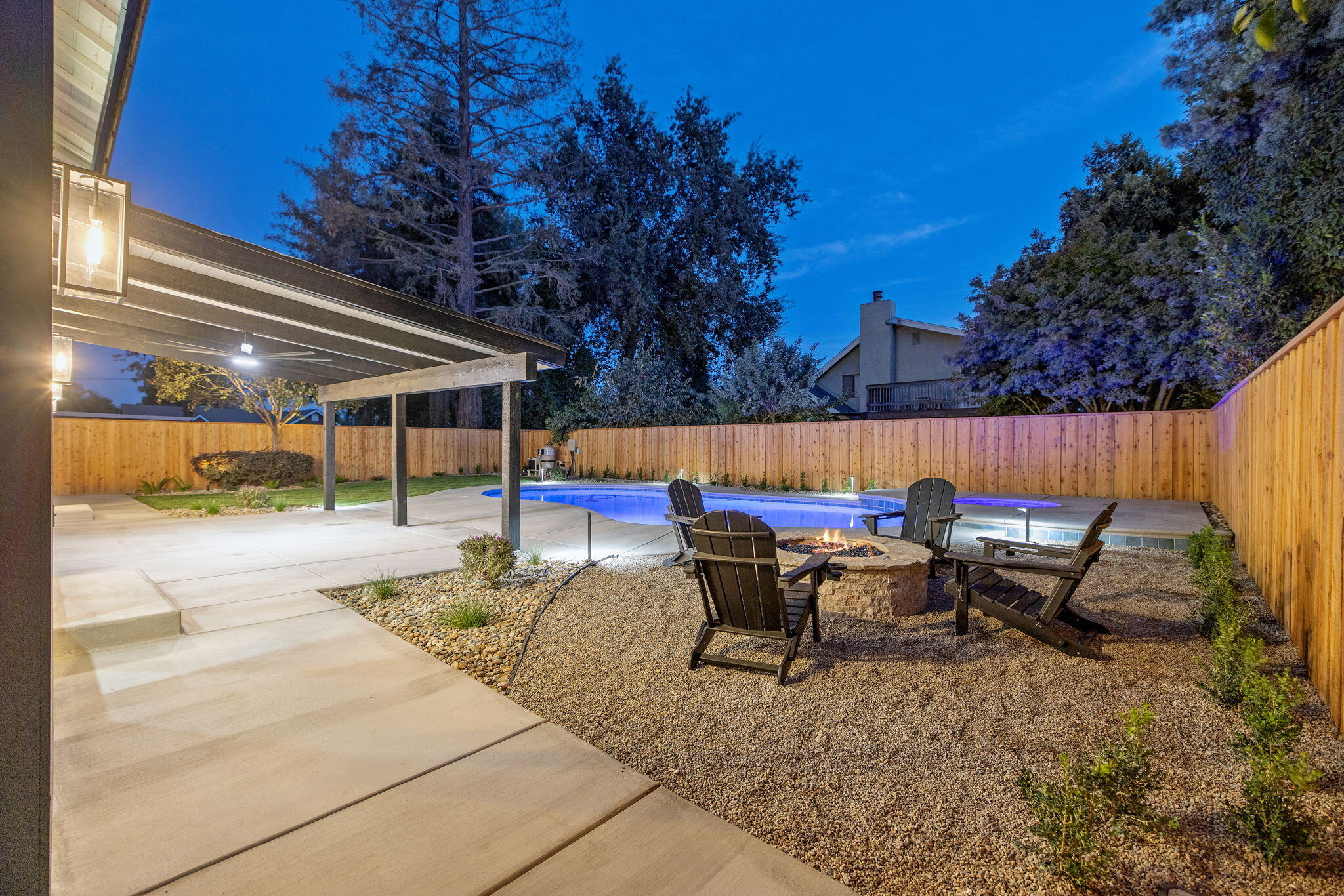 4121 W Grove Ct, Visalia, CA 93291