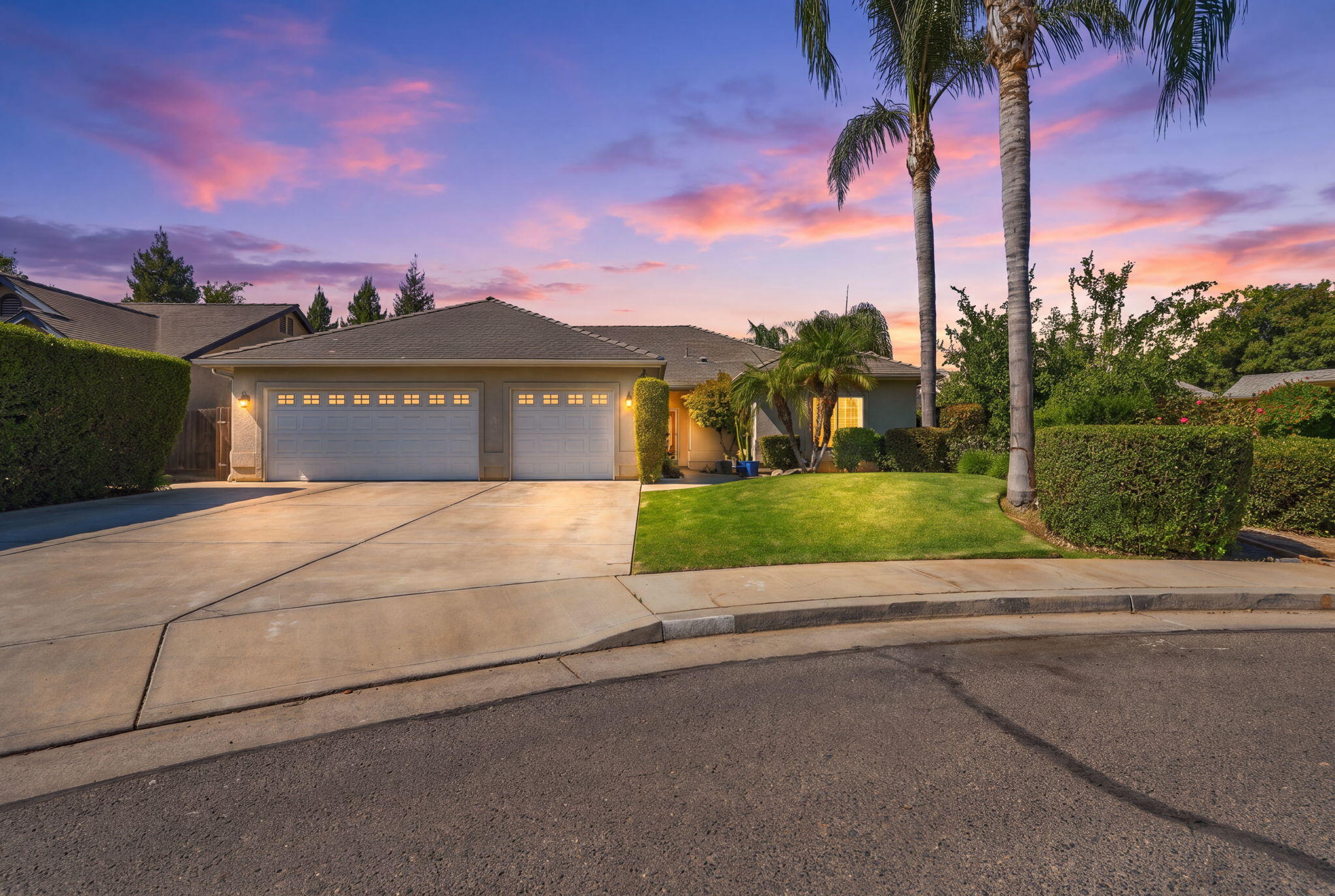 684 Rolling Hills Ct, Exeter, CA 93221