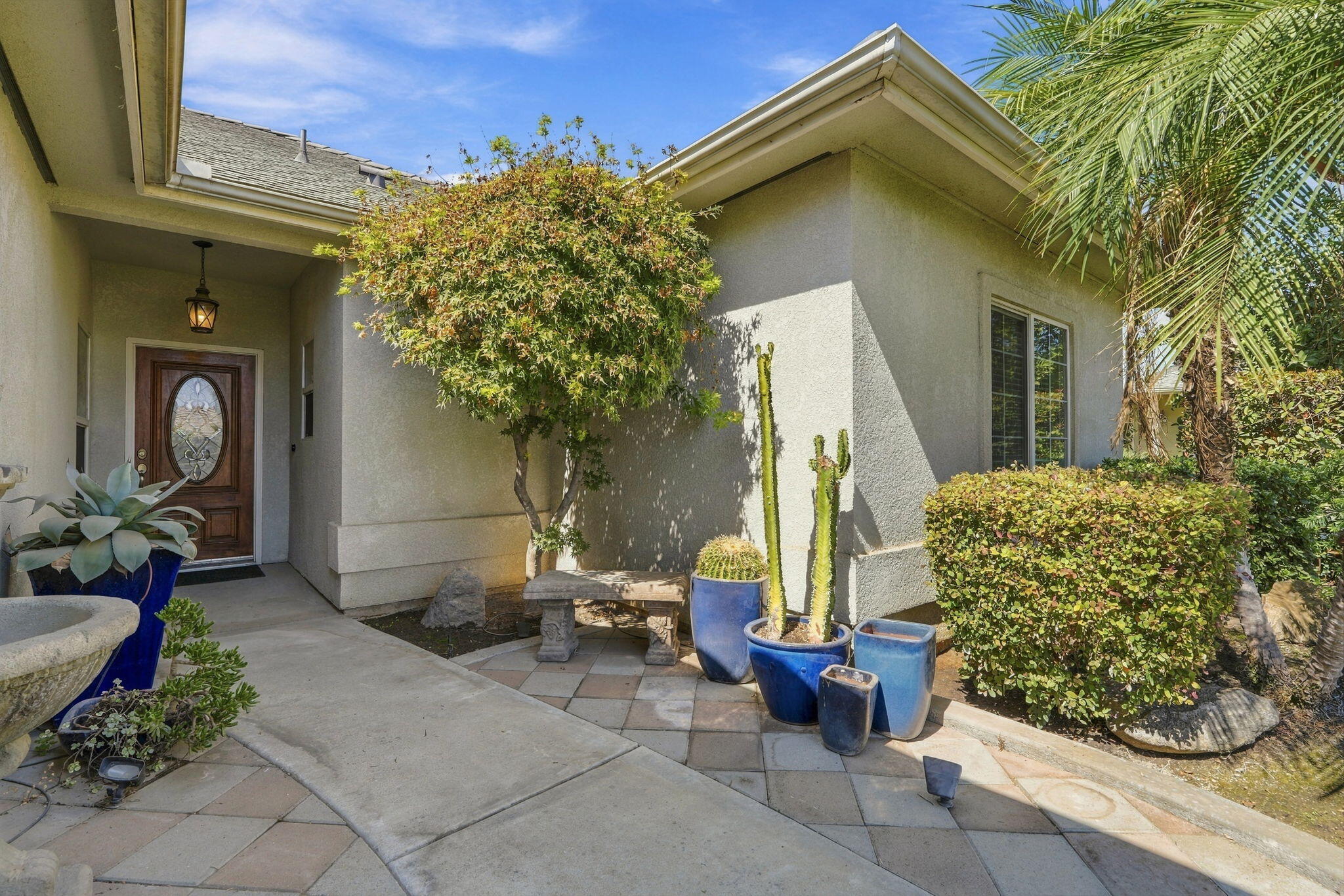 684 Rolling Hills Ct, Exeter, CA 93221