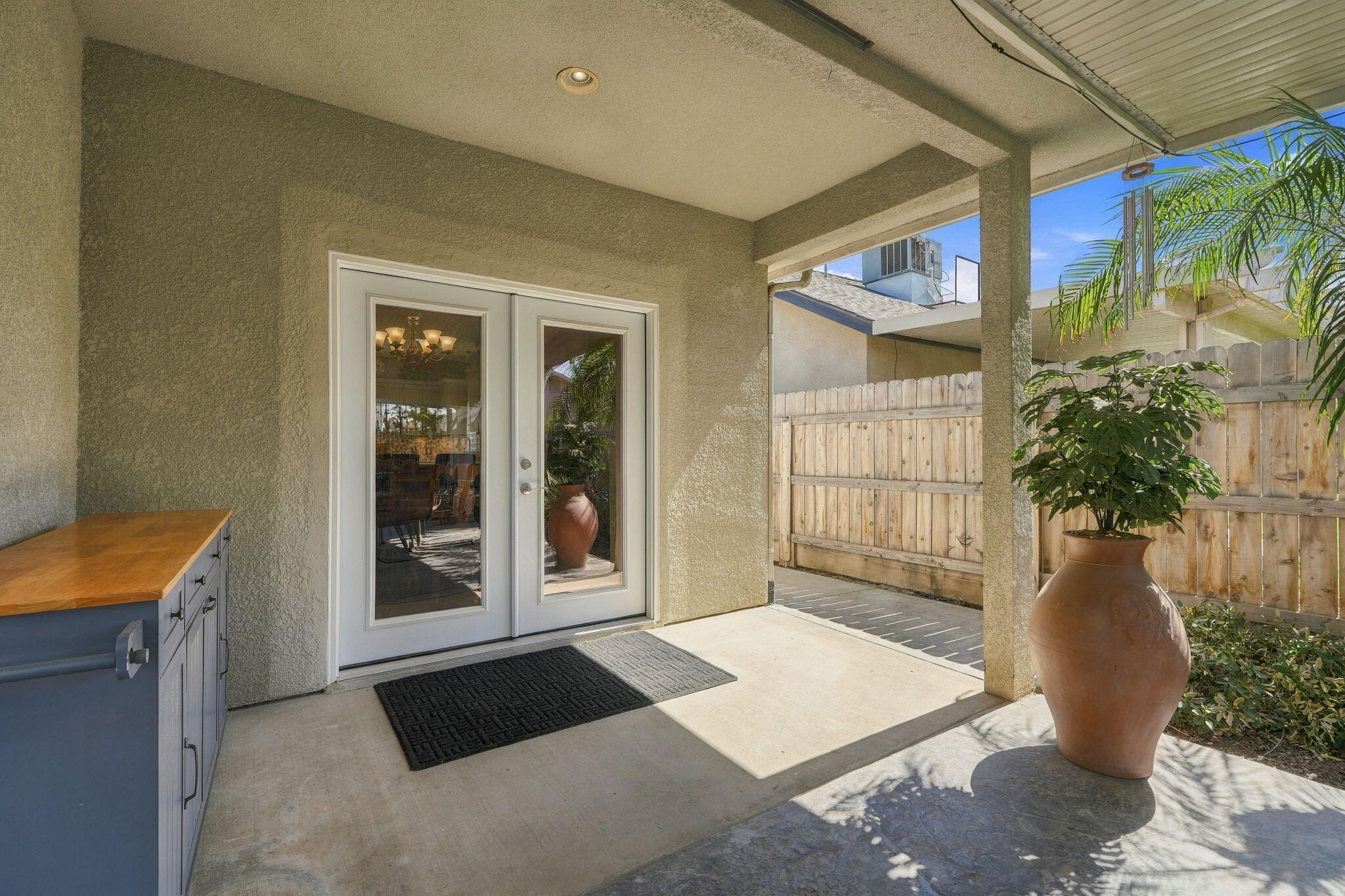 684 Rolling Hills Ct, Exeter, CA 93221