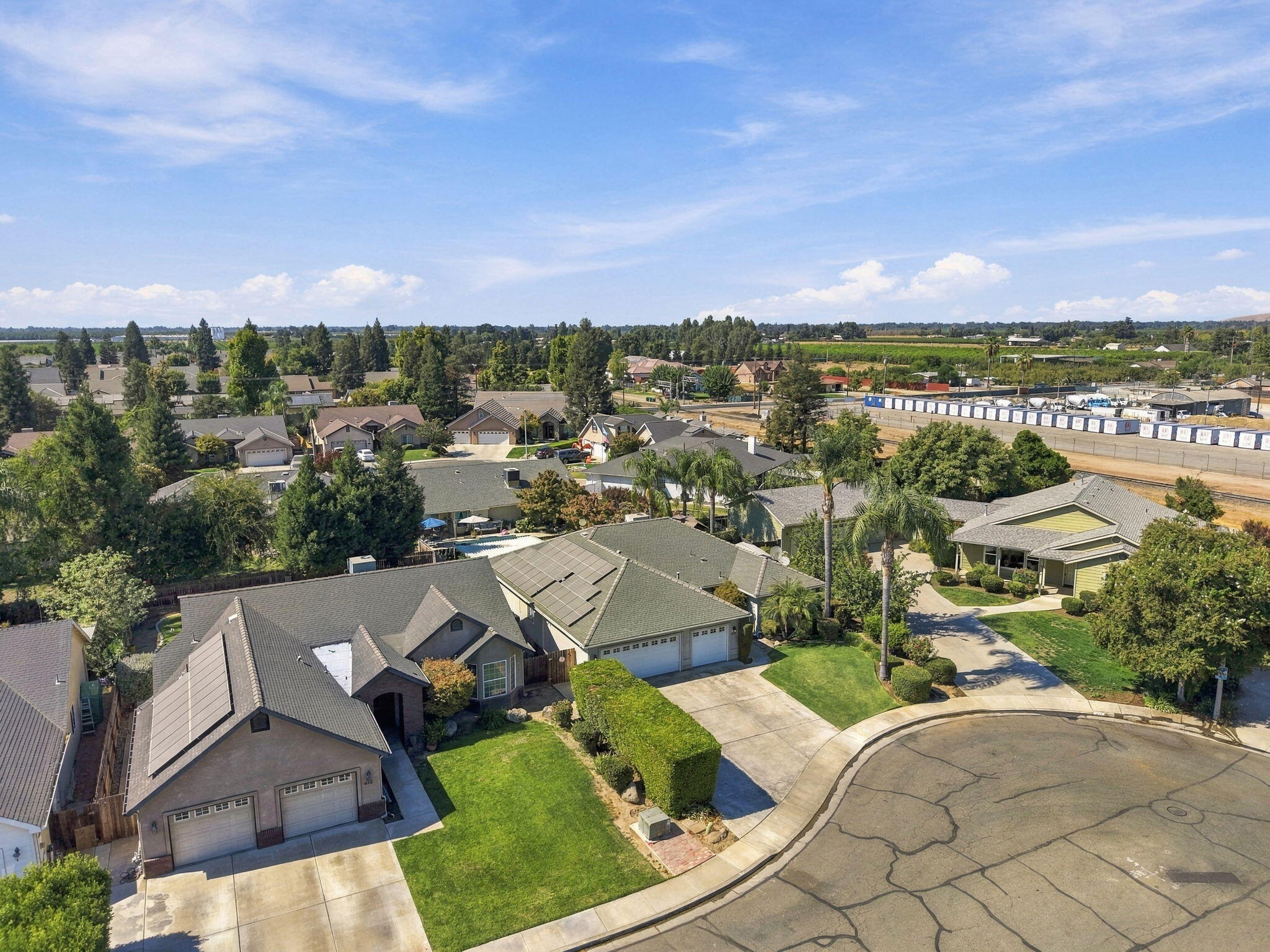 684 Rolling Hills Ct, Exeter, CA 93221
