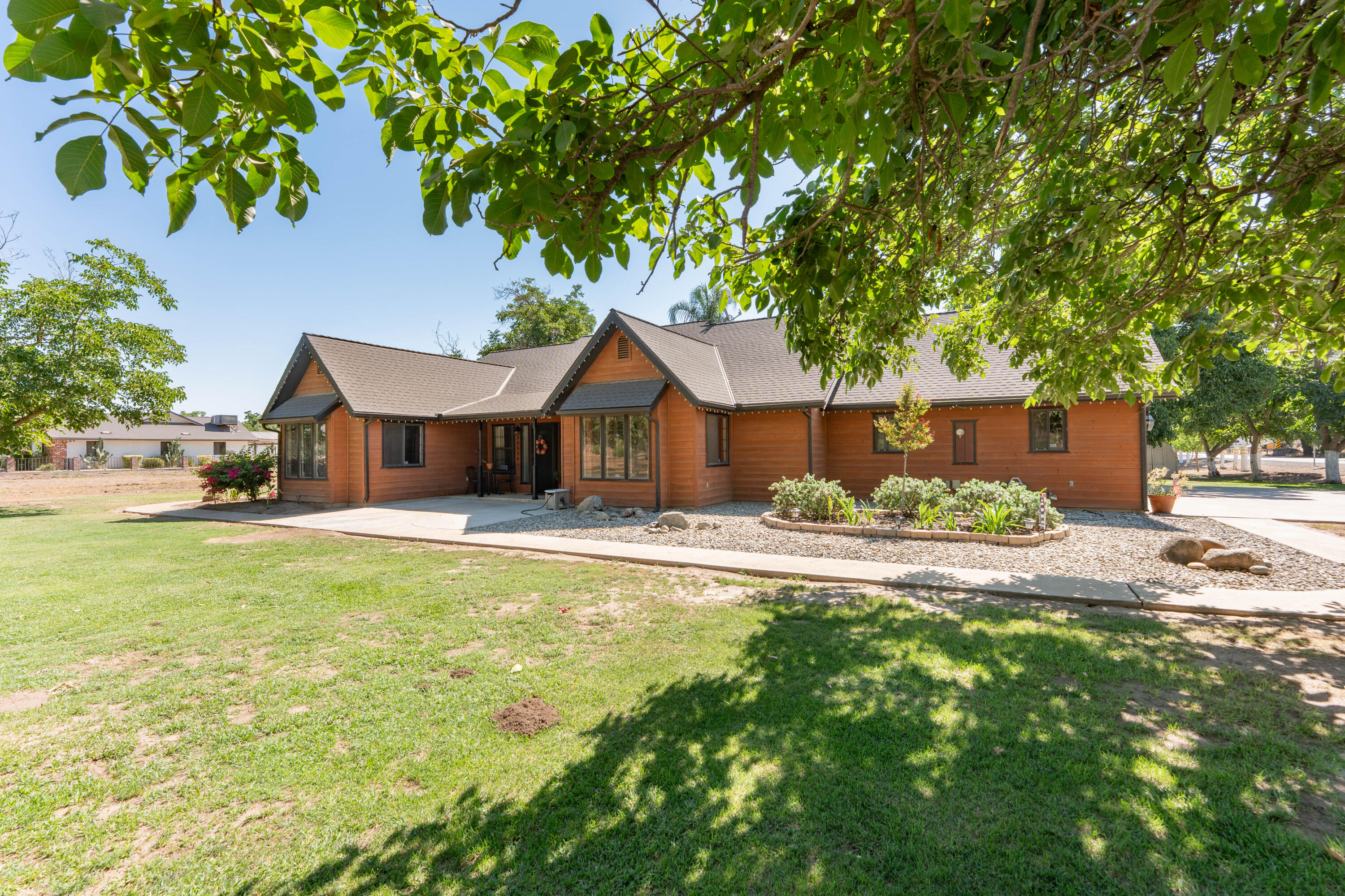 28821 Rd 168, Visalia, CA 93292