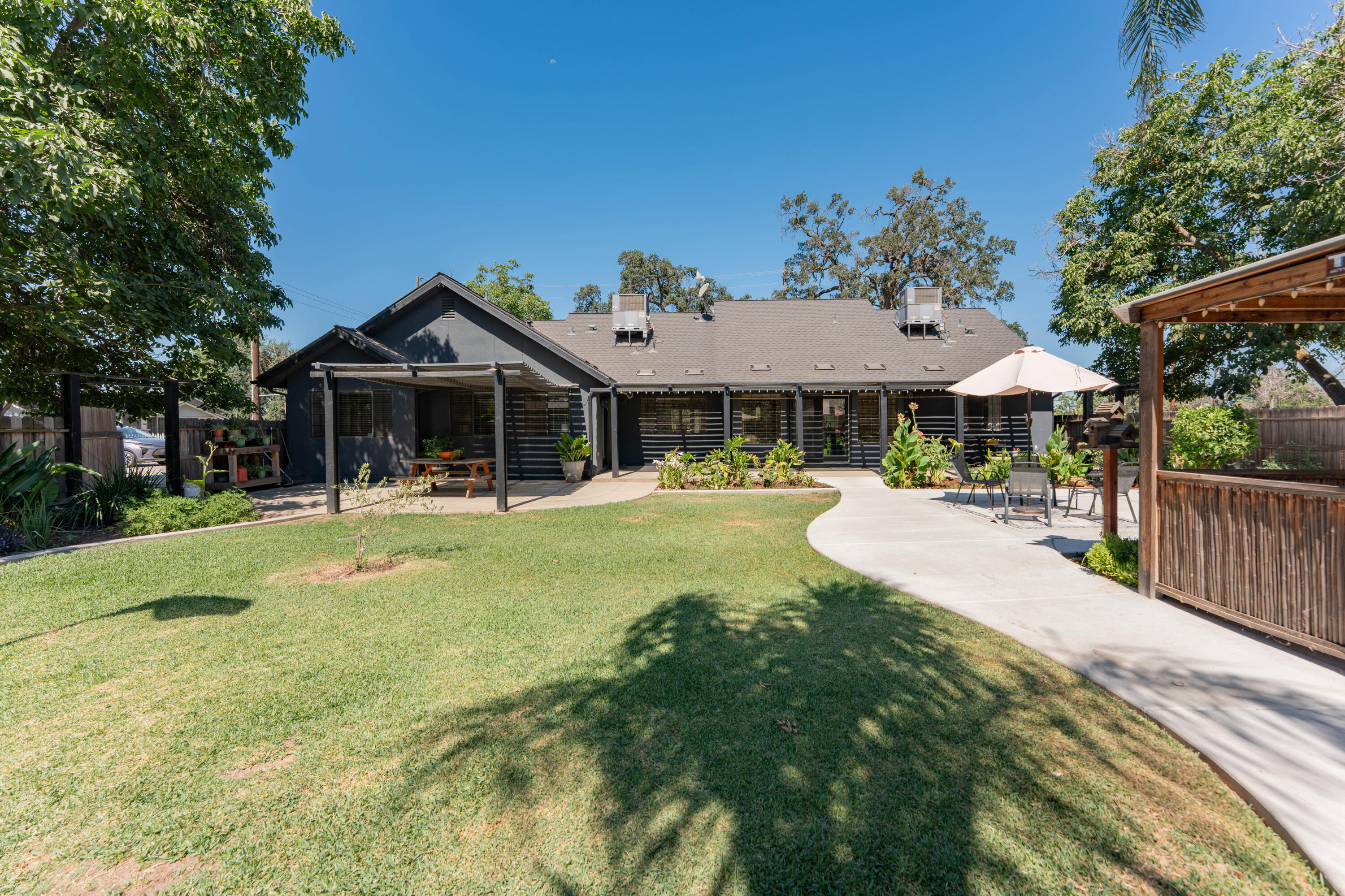 28821 Rd 168, Visalia, CA 93292