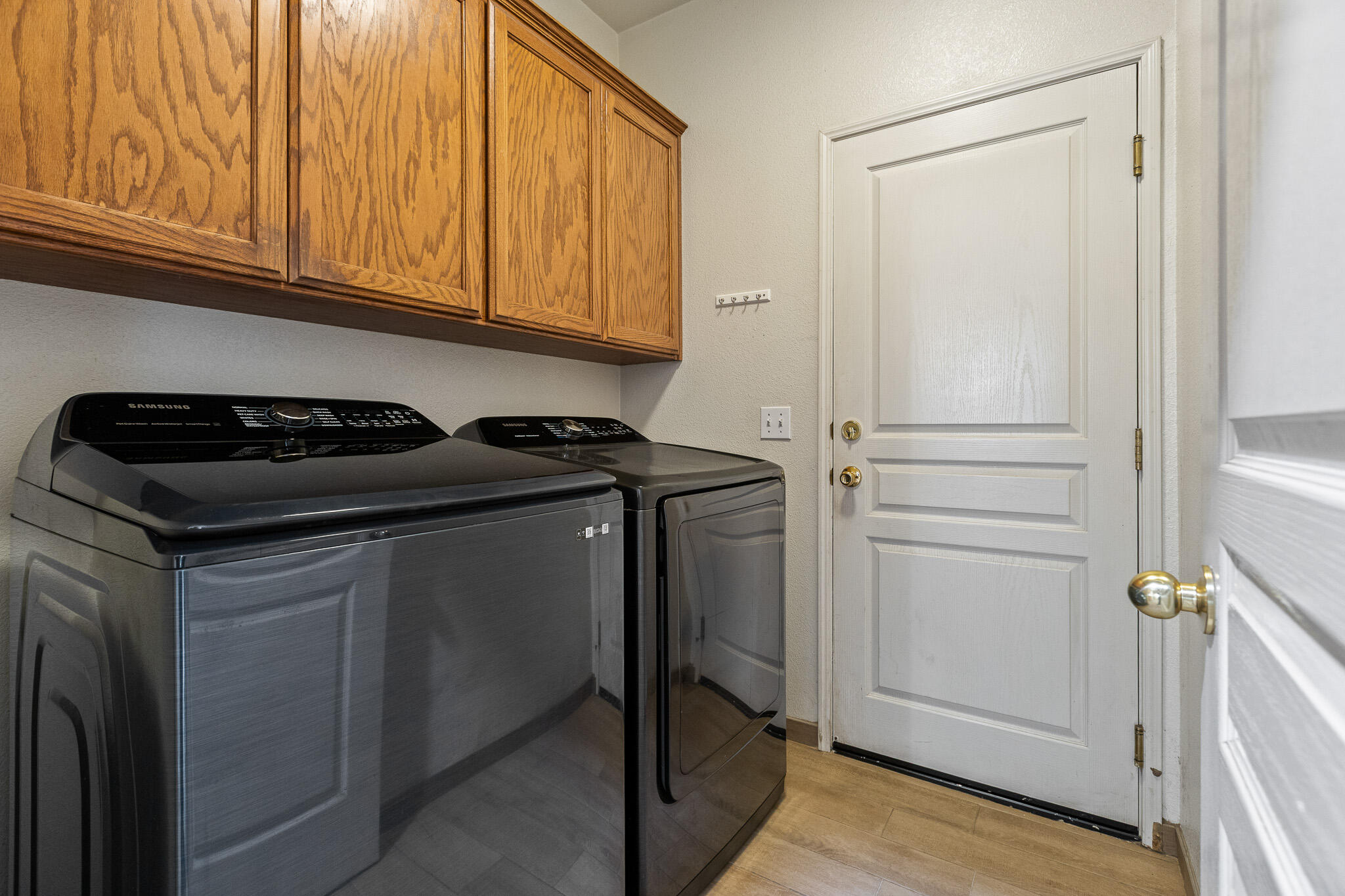1663 Port Ct, Tulare, CA 93274