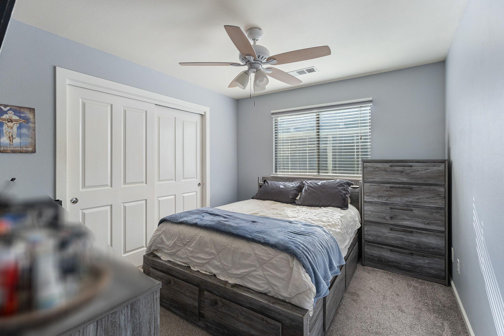 744 E San Joaquin Ave, Tulare, CA 93274