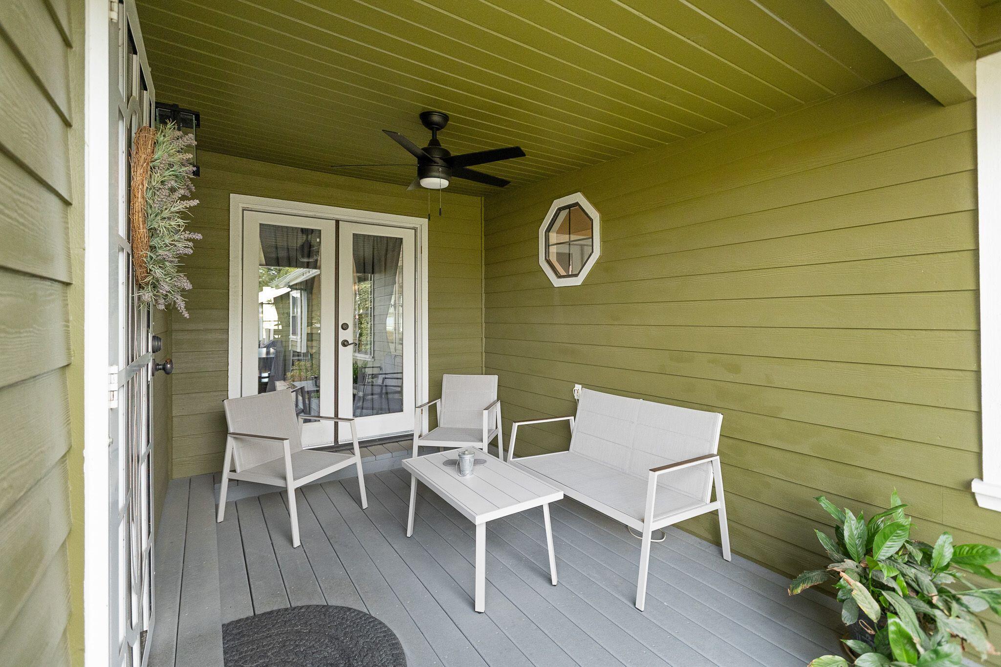 744 E San Joaquin Ave, Tulare, CA 93274