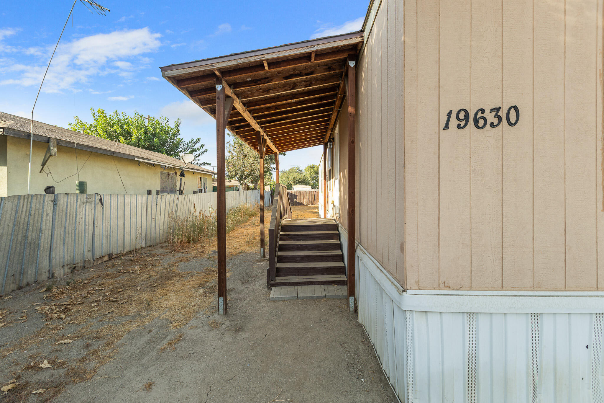 19630 Avenue 194, Strathmore, CA 93267