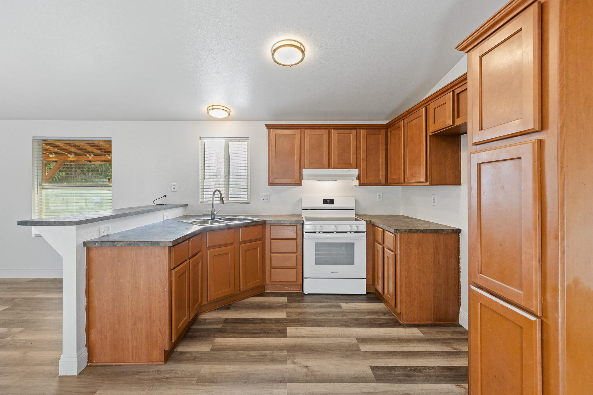 19630 Avenue 194, Strathmore, CA 93267