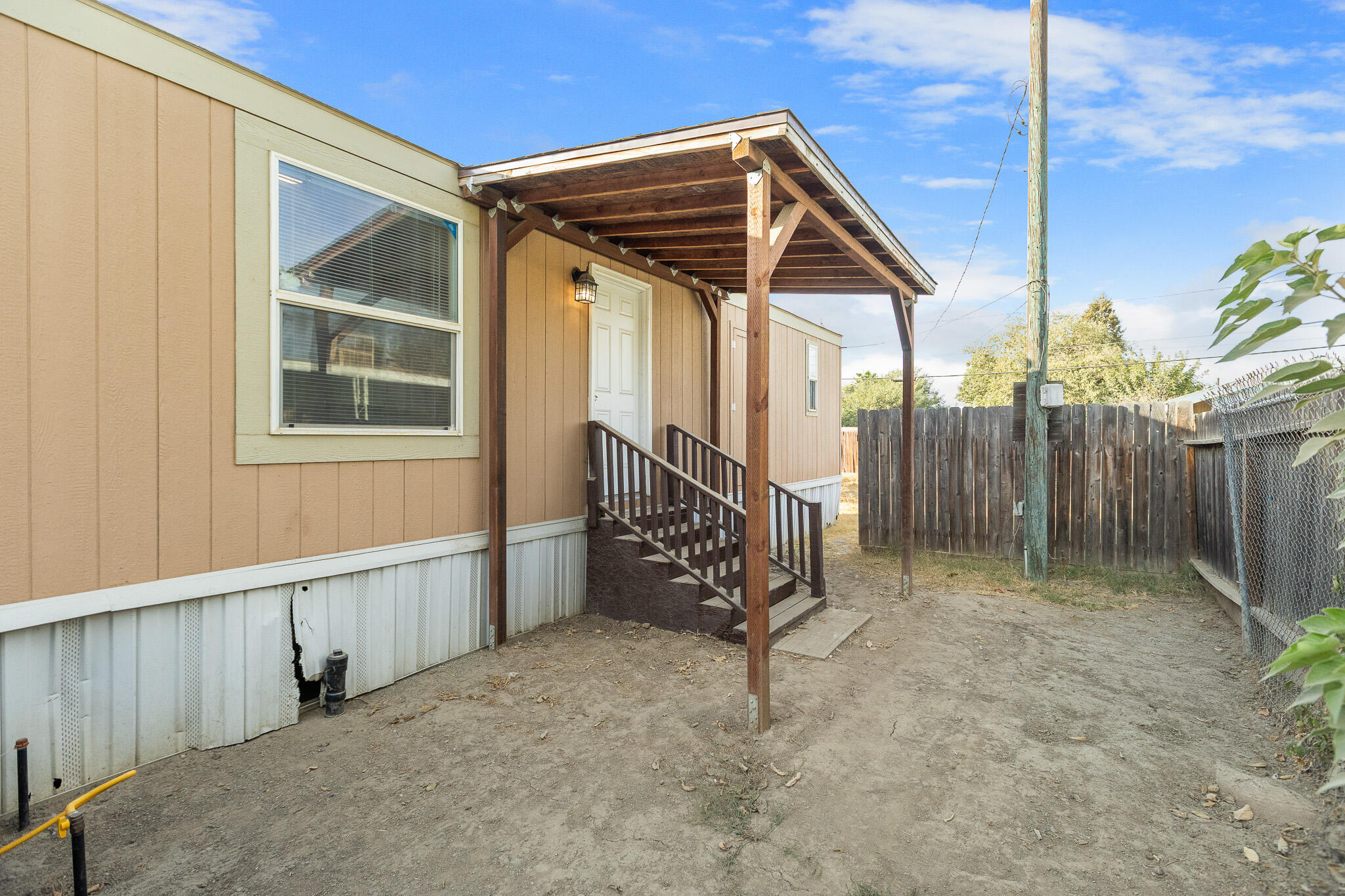 19630 Avenue 194, Strathmore, CA 93267