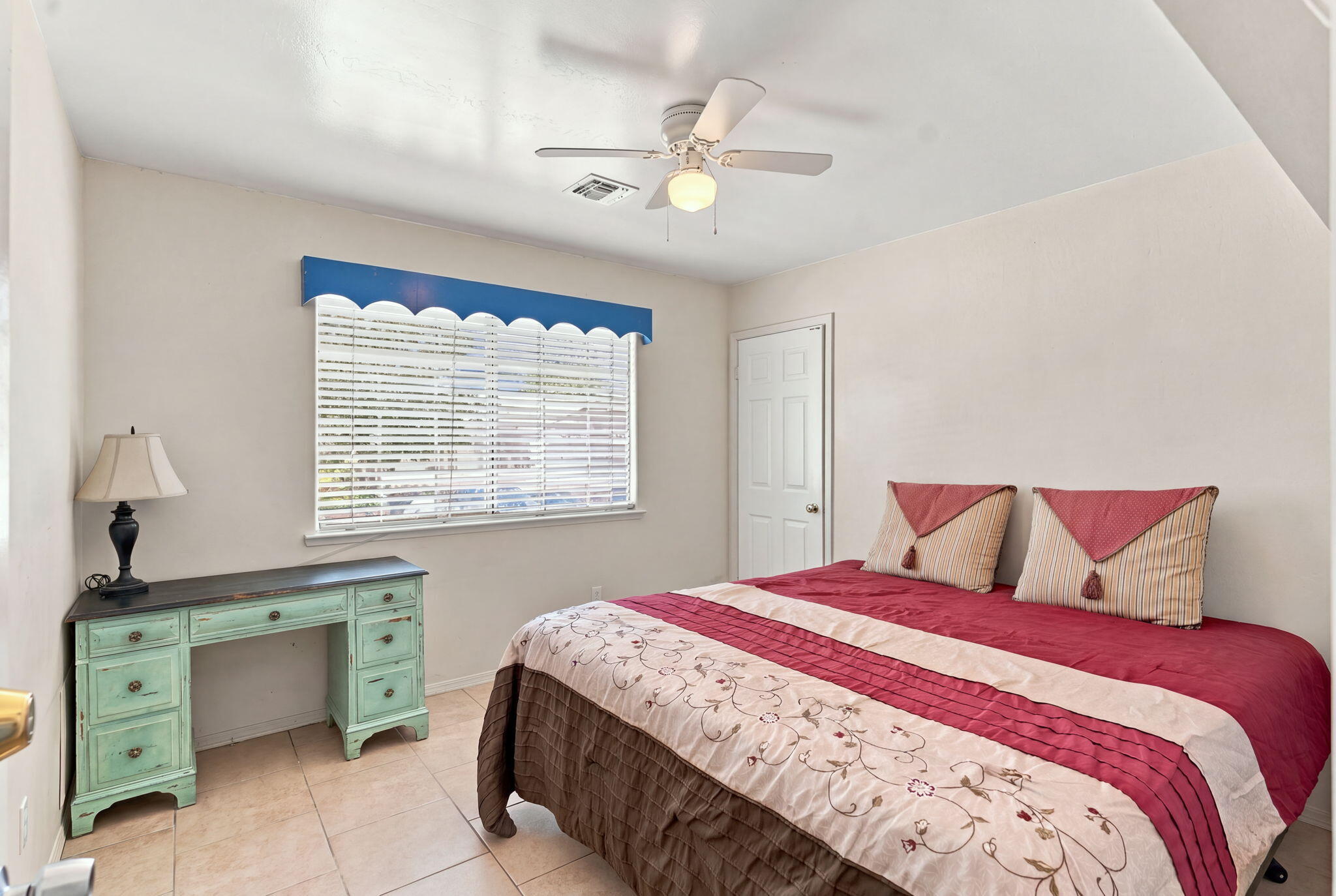 11119 NW Quadrille Ct, Bakersfield, CA 93312