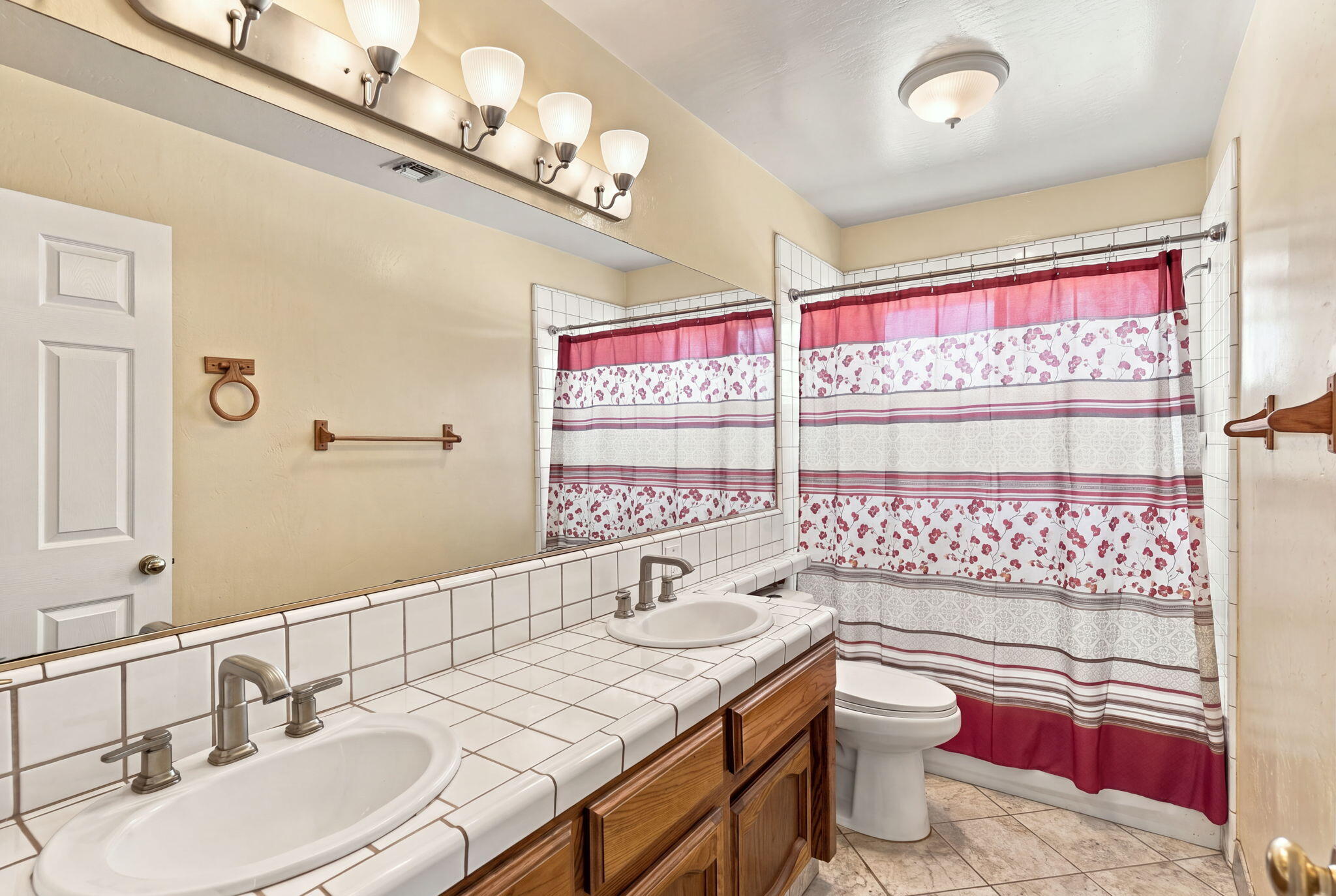 11119 NW Quadrille Ct, Bakersfield, CA 93312