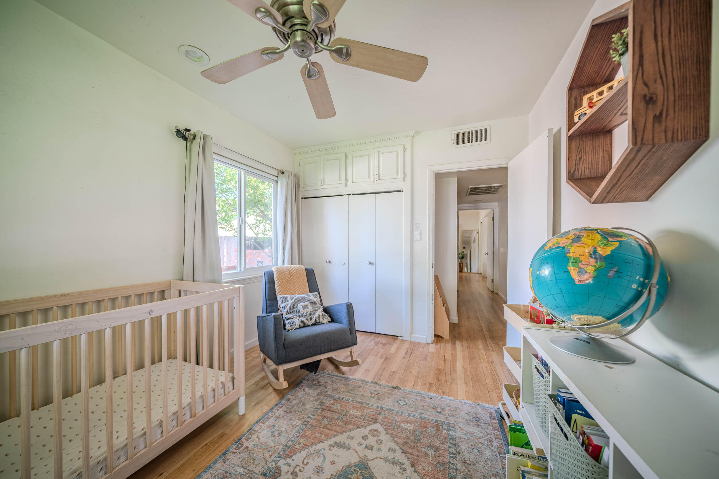 904 S Oak Park, Visalia, CA 93277