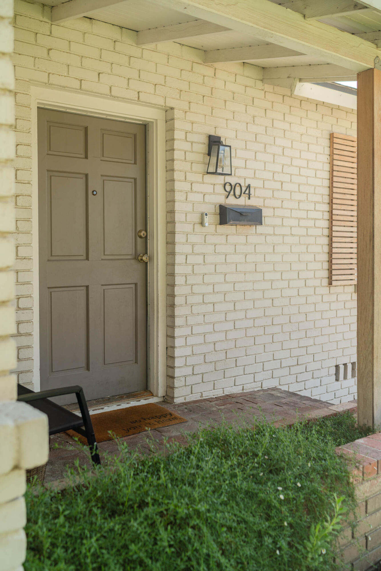 904 S Oak Park, Visalia, CA 93277