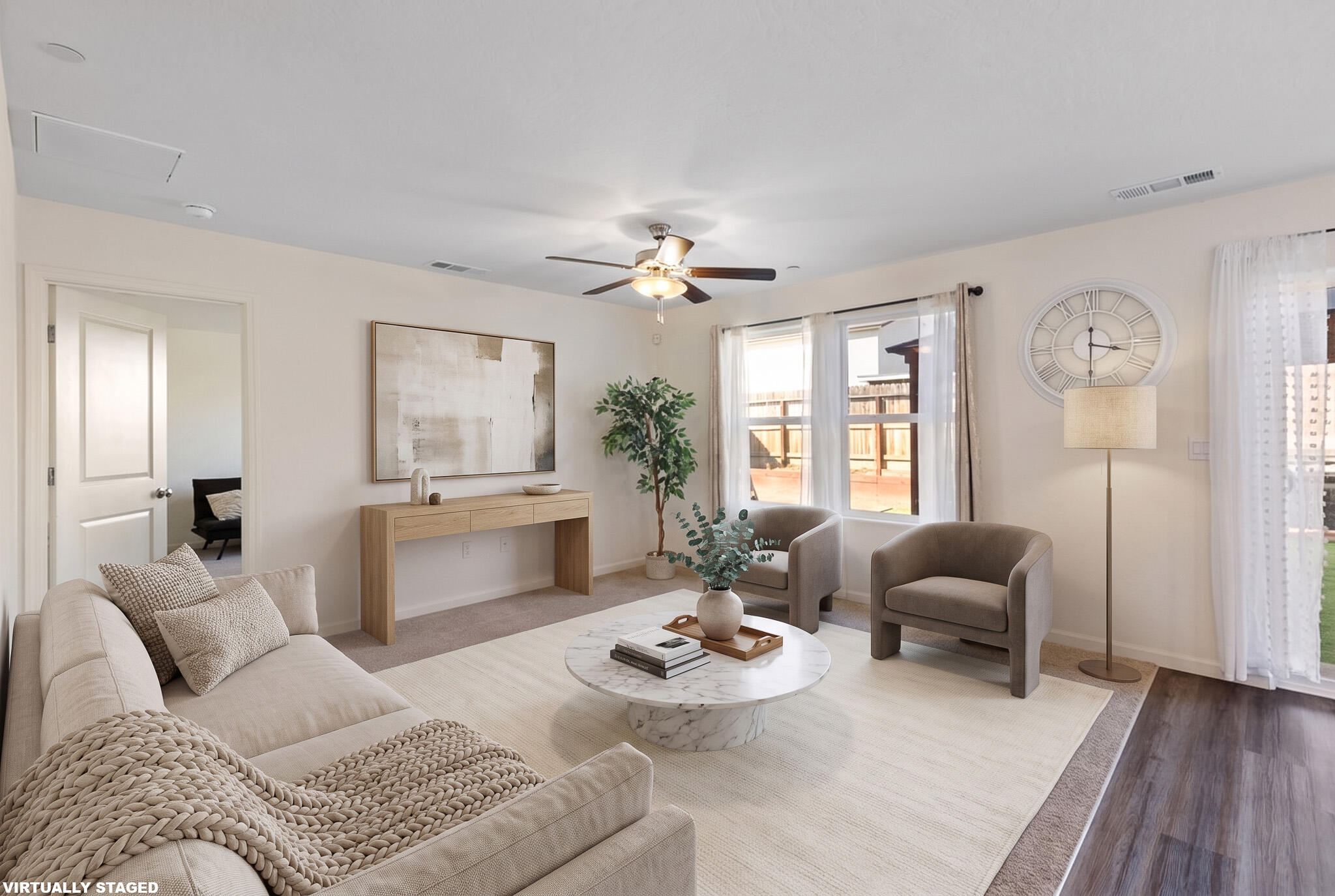 562 W Greenwood Ave, Woodlake, CA 93286