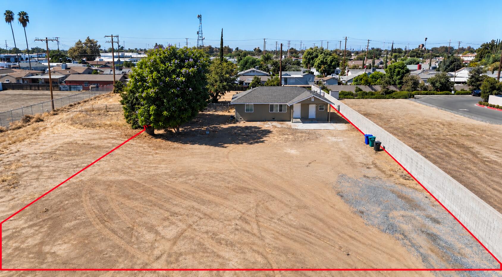 75 N Villa St, Porterville, CA 93257