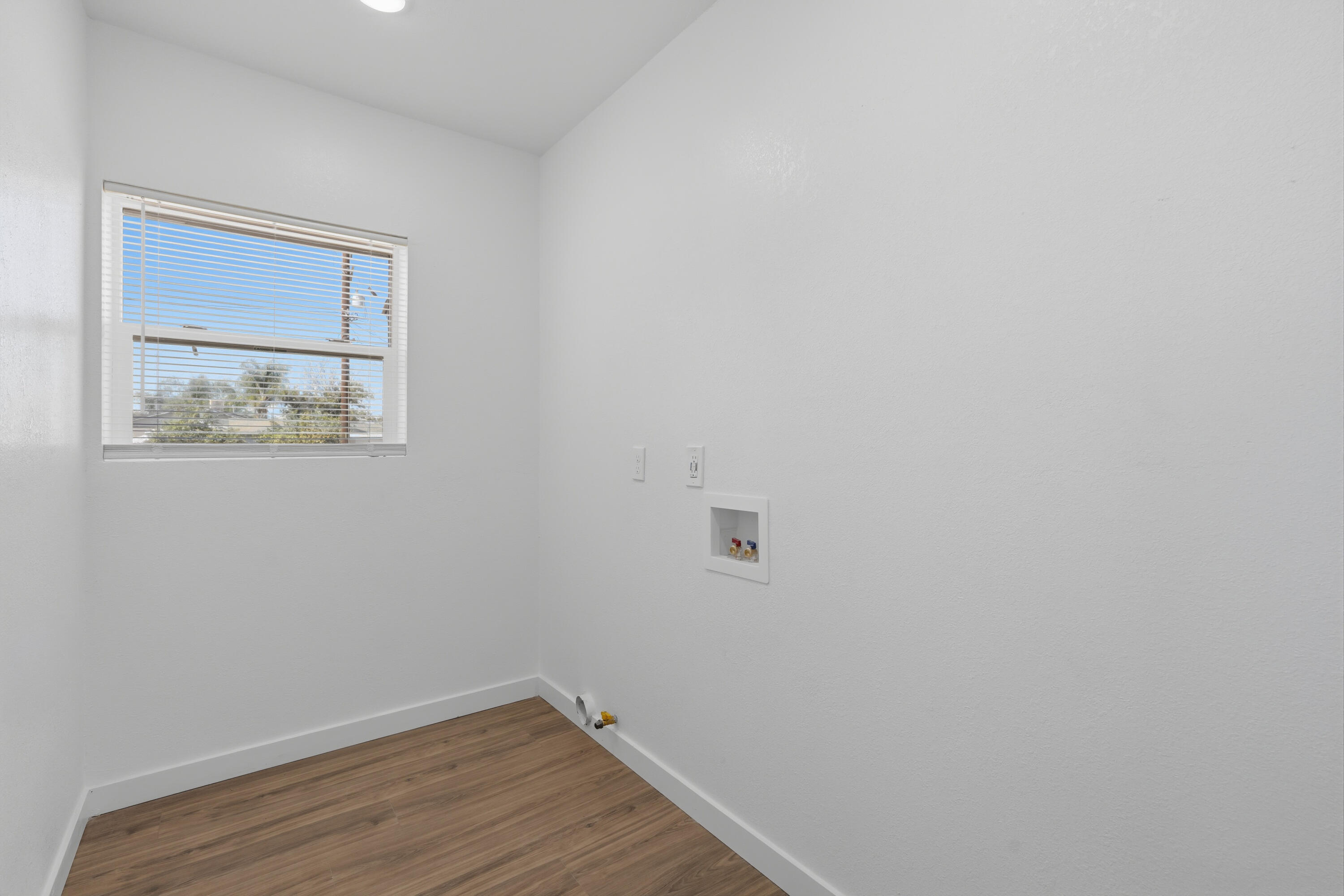 75 N Villa St, Porterville, CA 93257