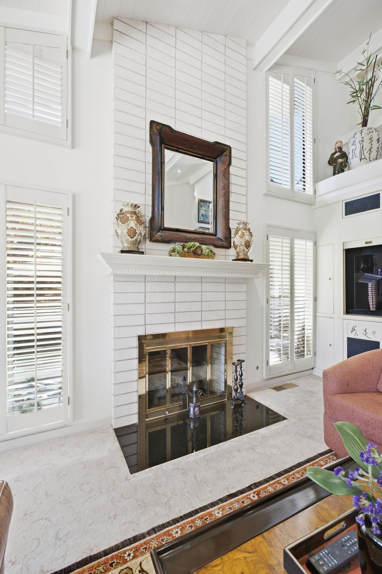 804 N Silvervale Dr, Visalia, CA 93291