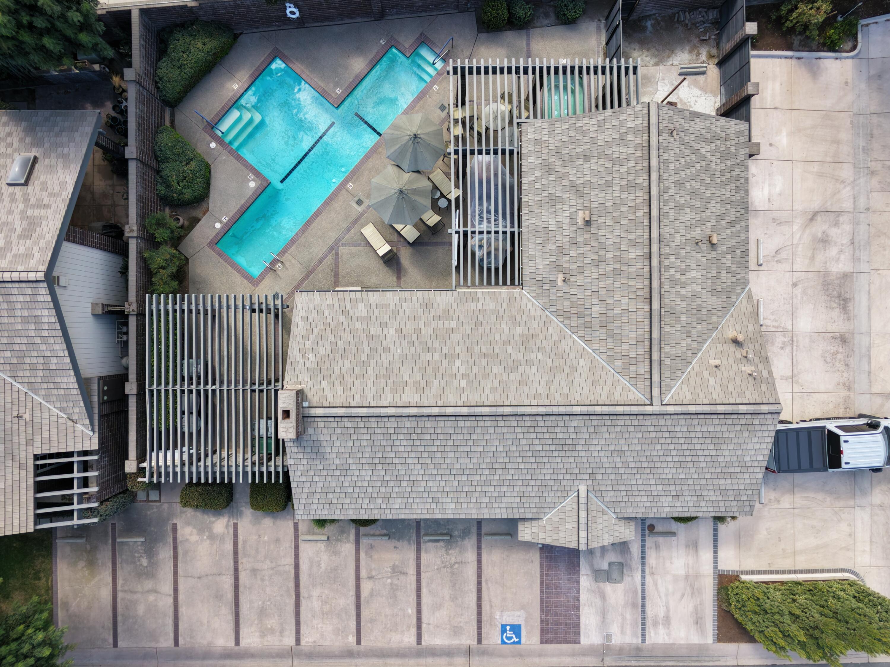 804 N Silvervale Dr, Visalia, CA 93291