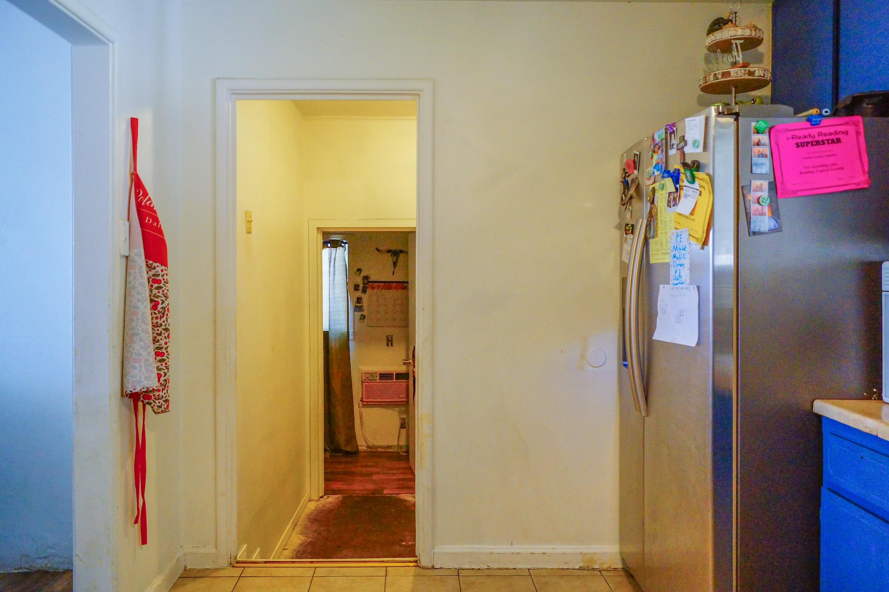 1328 N Leslie St, Visalia, CA 93291