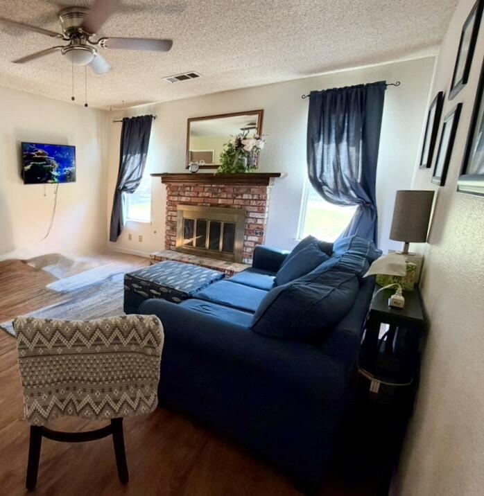 1404 Betsy, Exeter, CA 93221