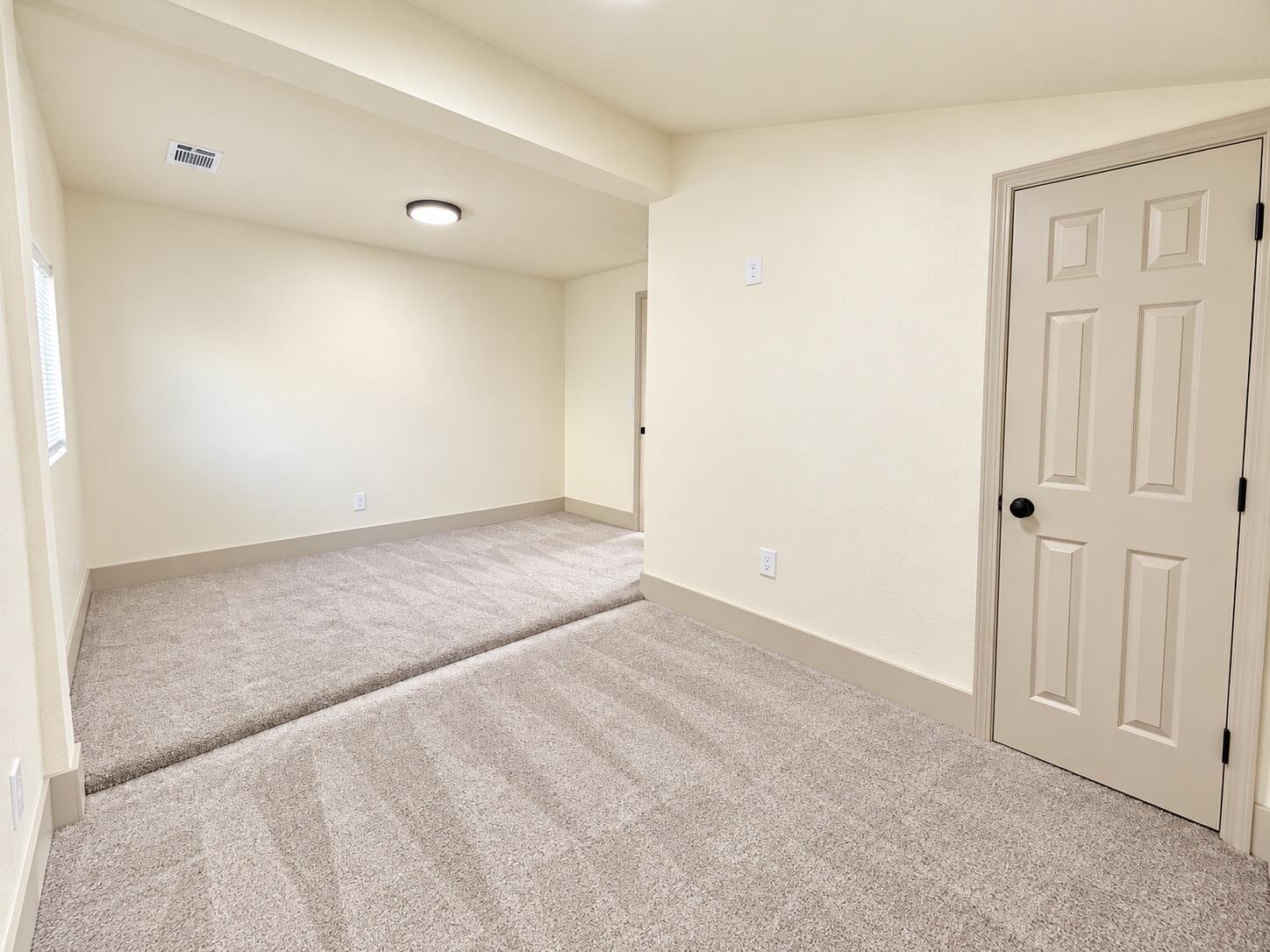 2837 E Grant Ave, Fresno, CA 93701