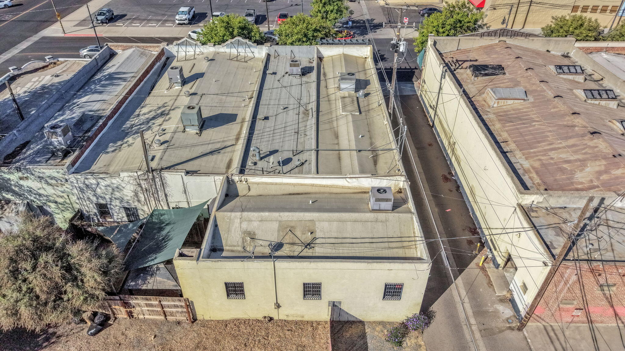 222 Heinlen St, Lemoore, CA 93245